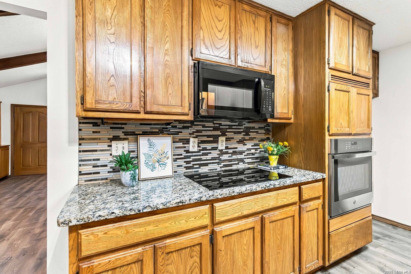 850 MISSION HILLS DR