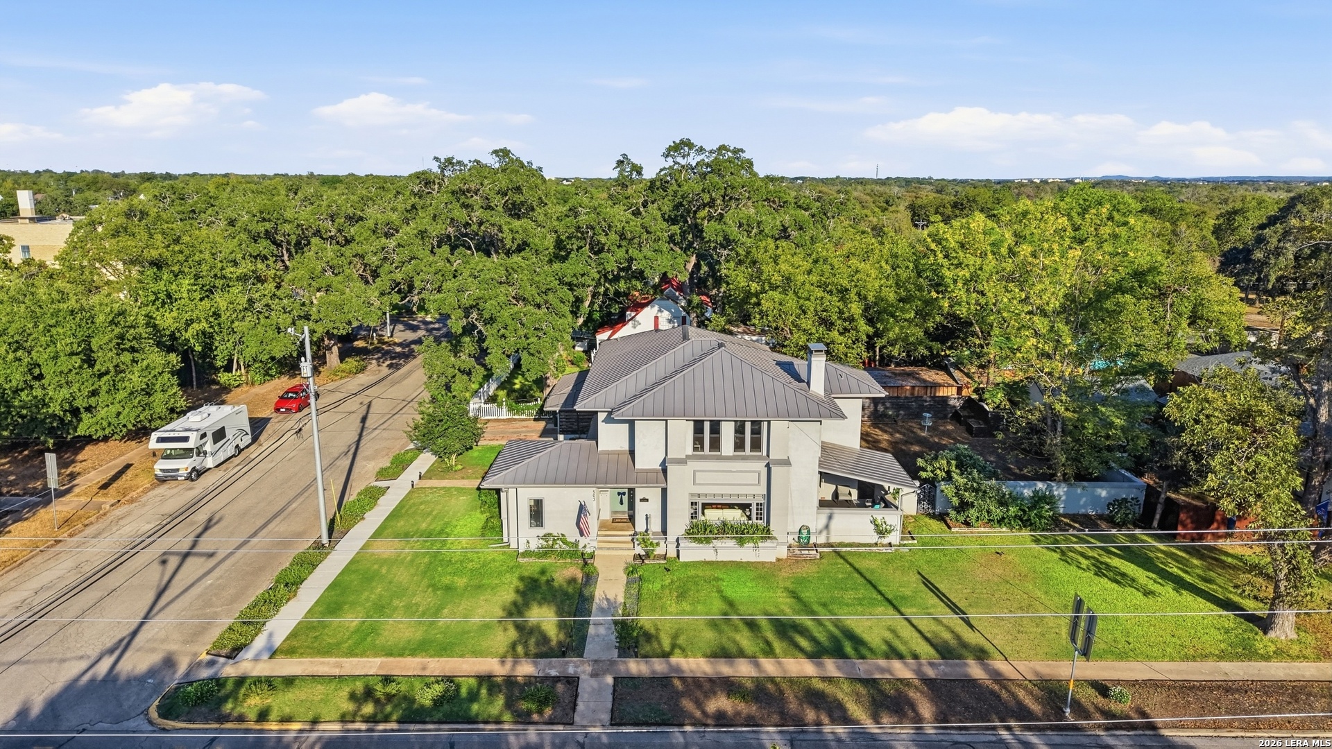 503 S AUSTIN ST