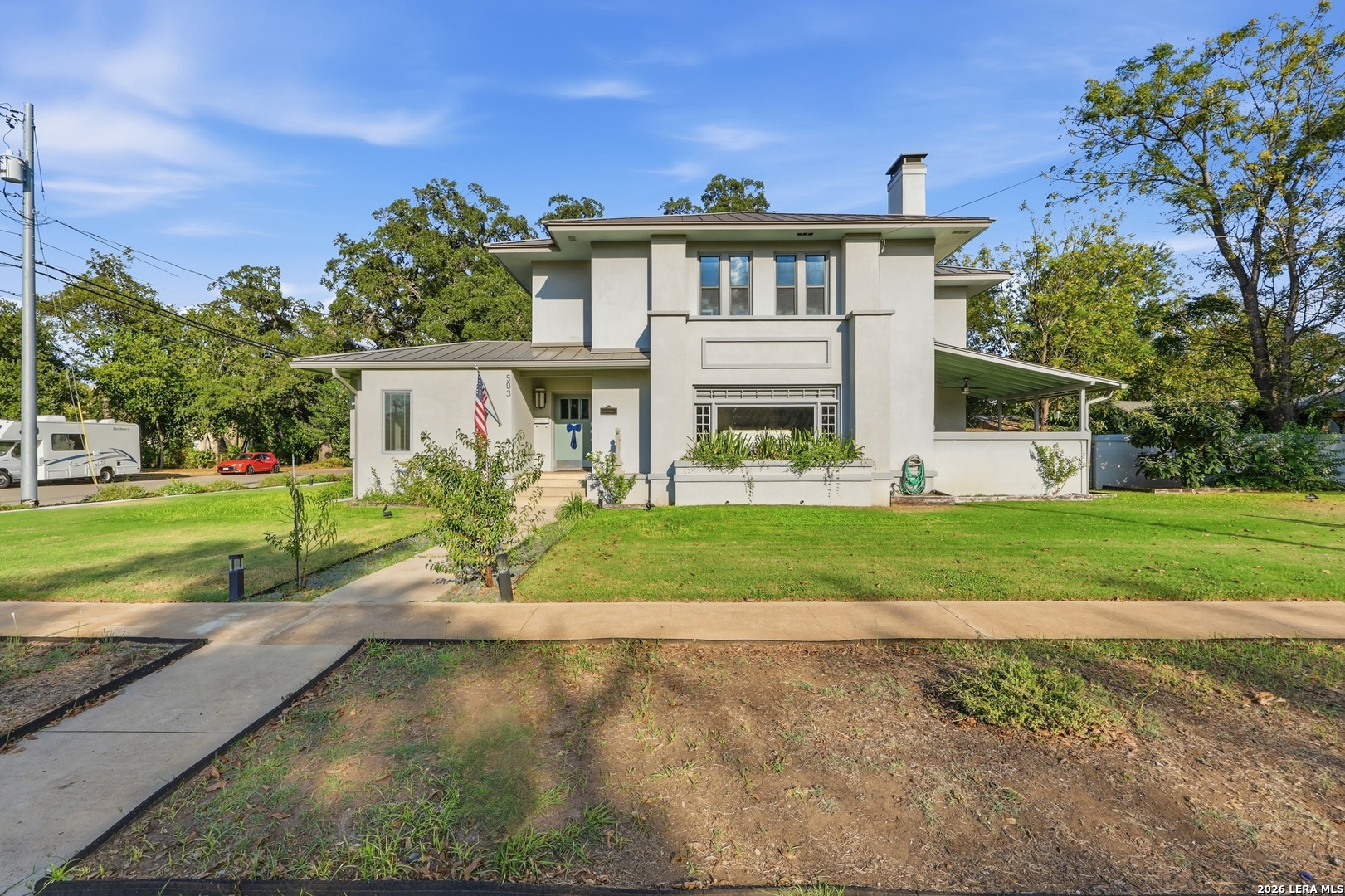 503 S AUSTIN ST