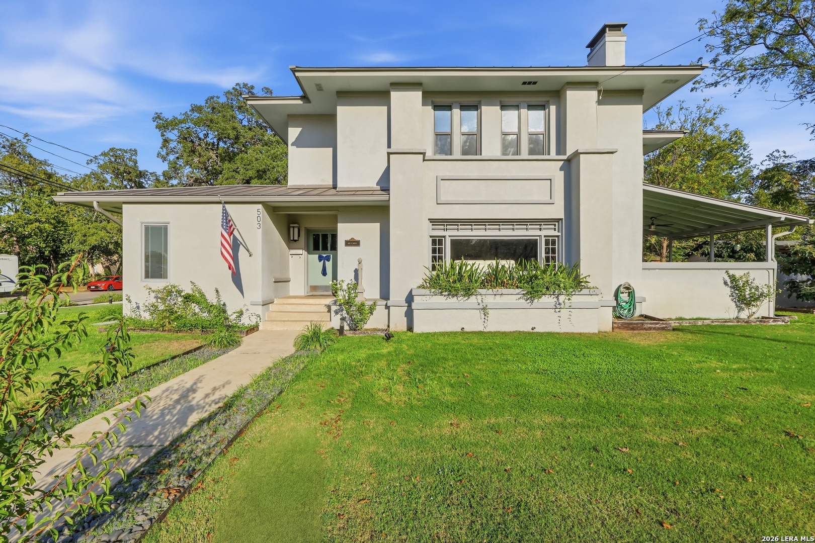 503 S AUSTIN ST