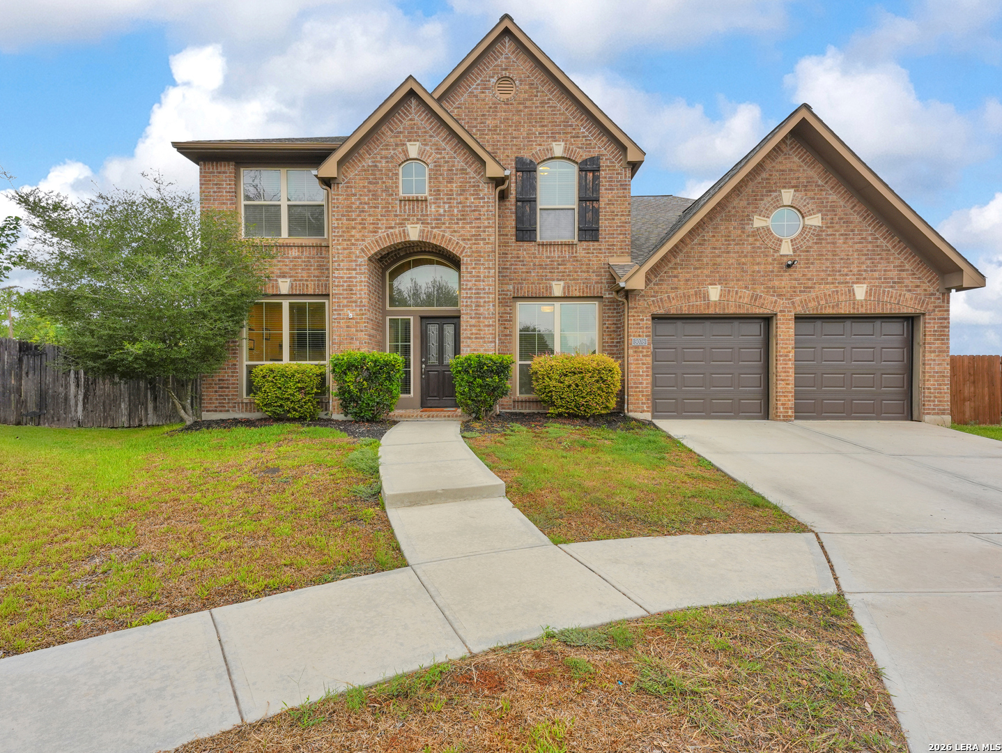 3076 Split Rail Ln