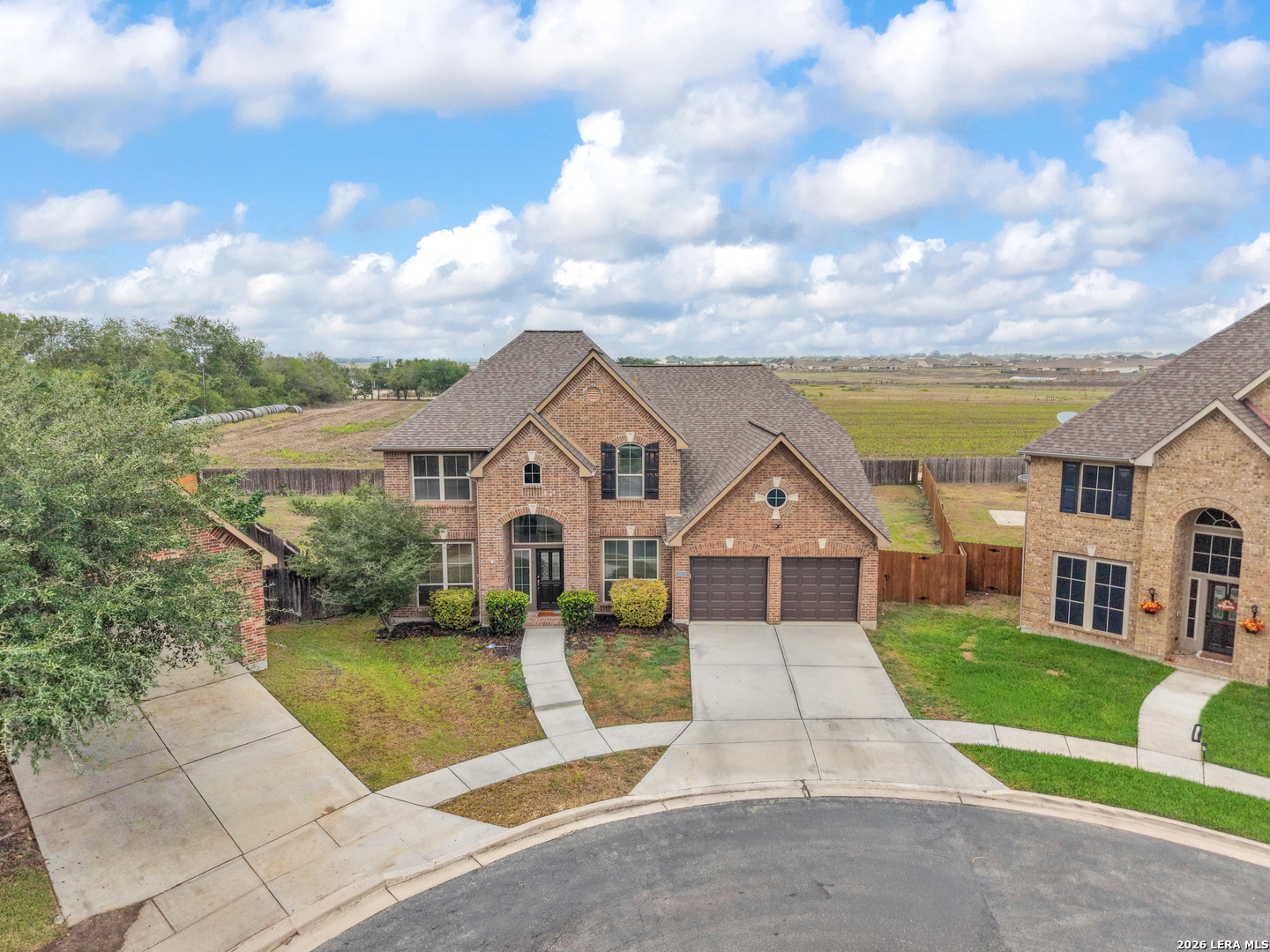 3076 Split Rail Ln
