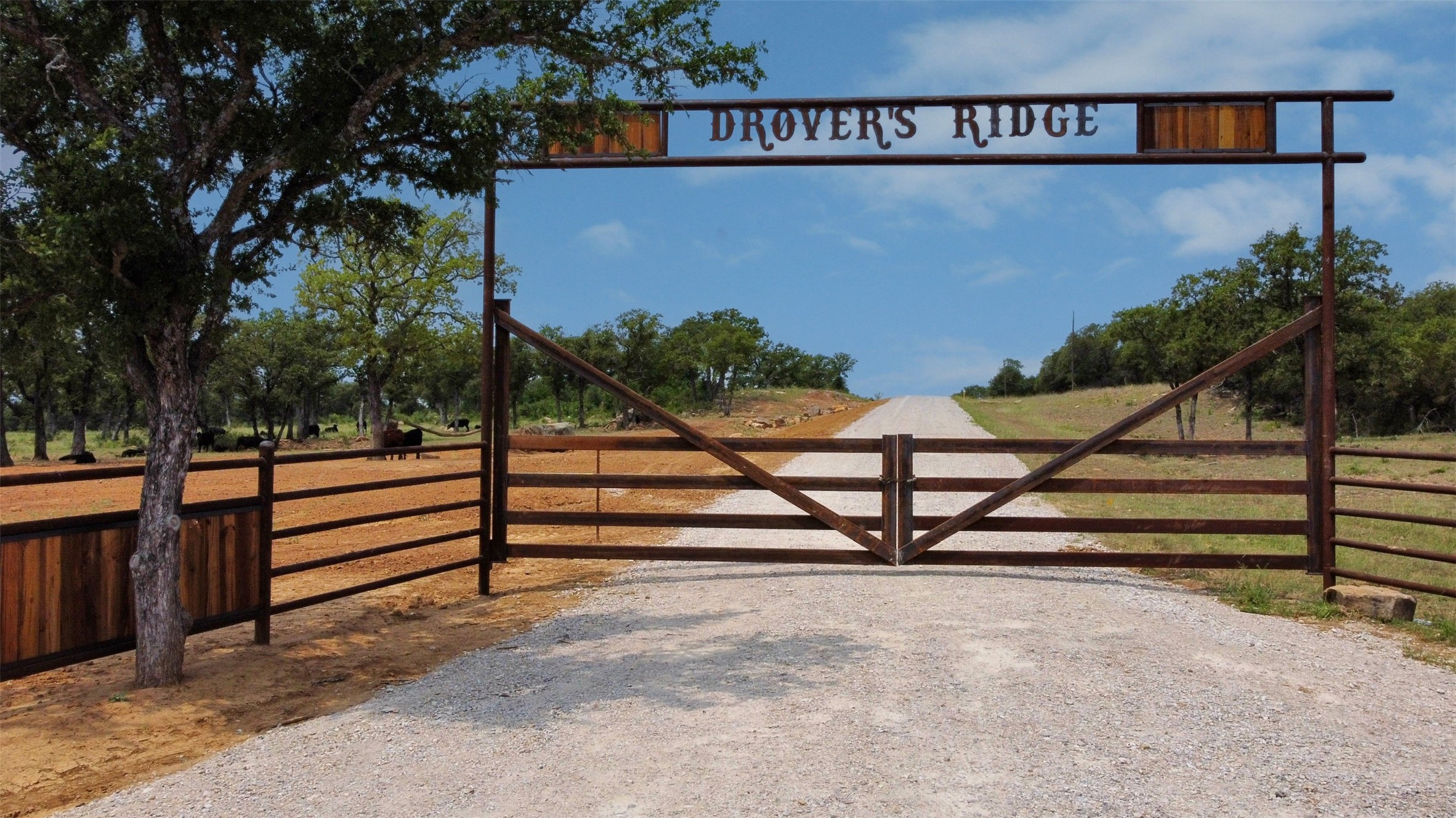 1021 Drover's Trail