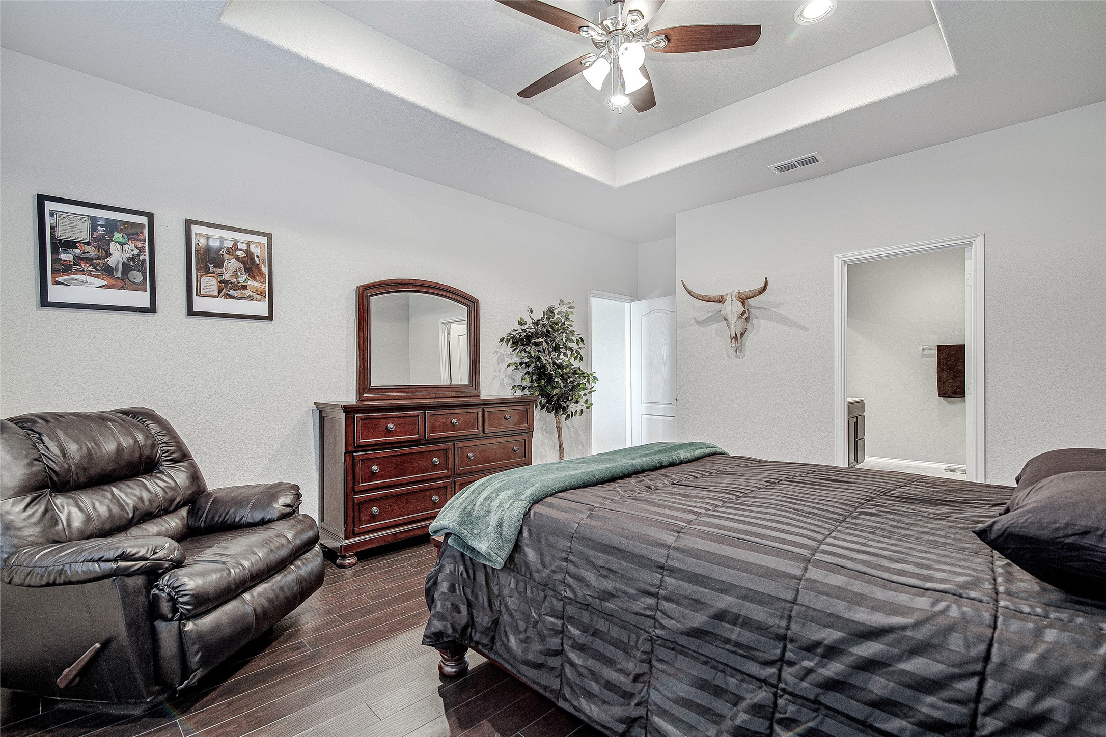 4117 Glen Abbey Drive
