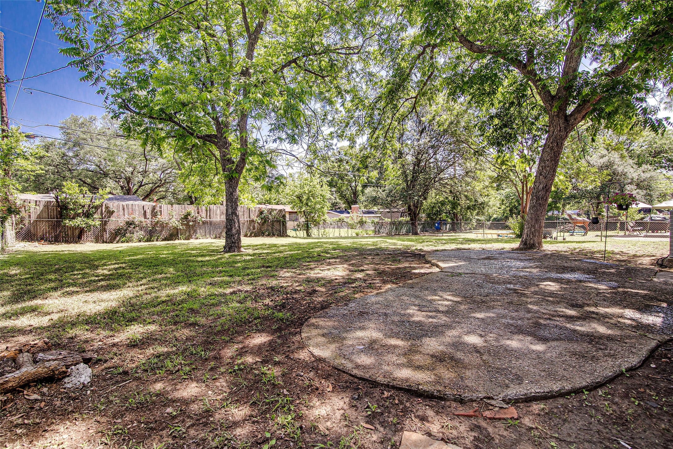 6225 Kentwood Place