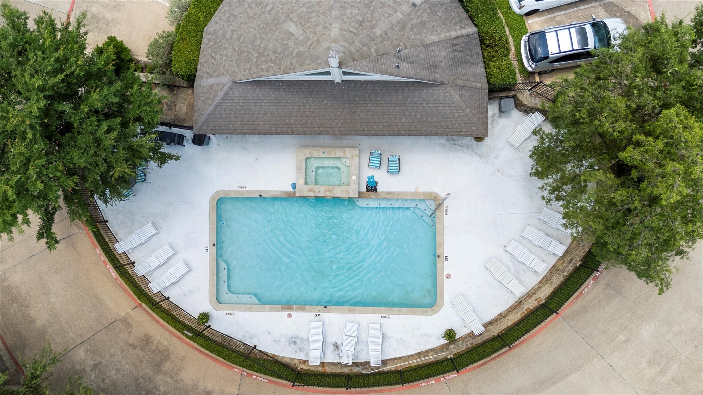 2506 Wedglea Drive 907