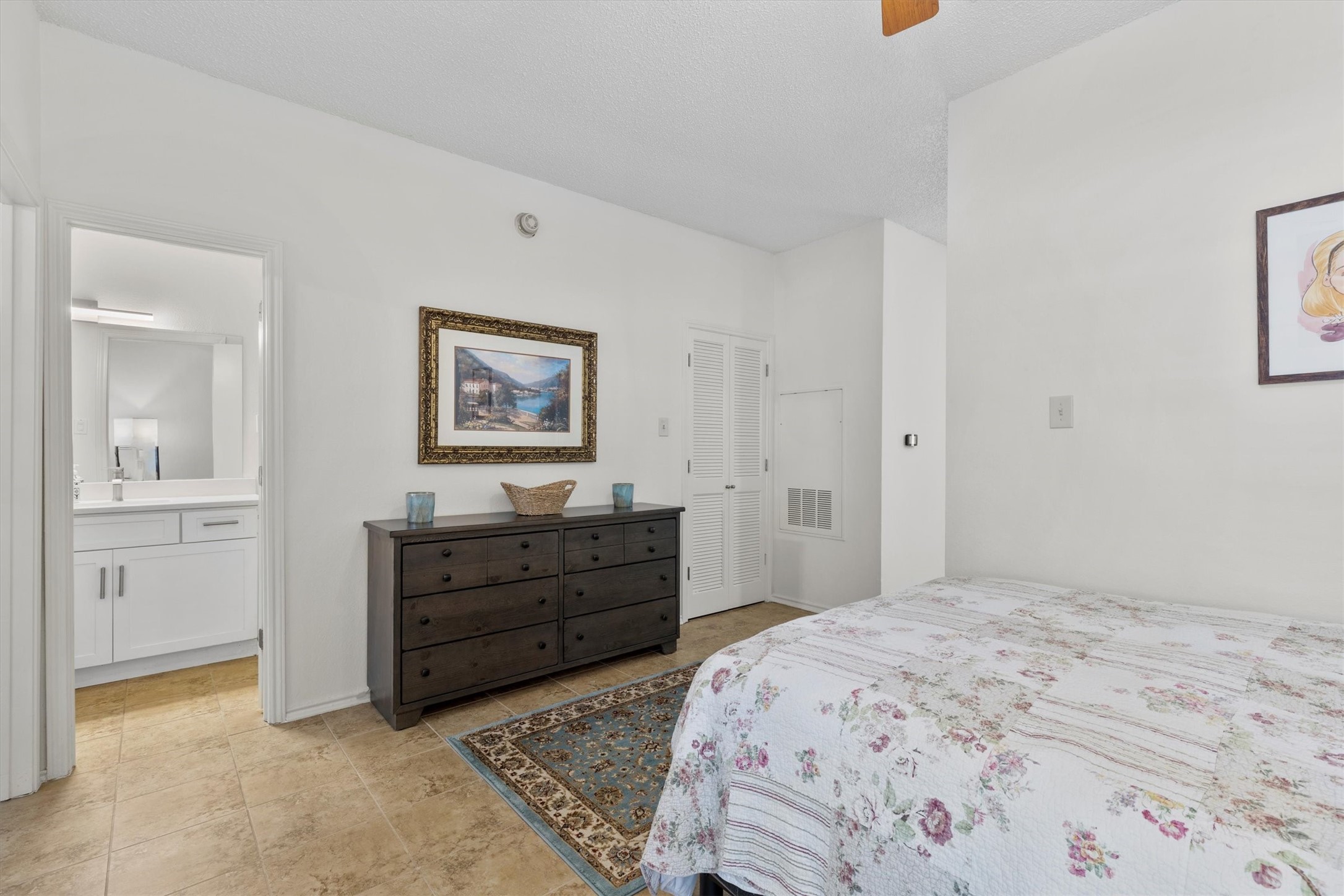 2506 Wedglea Drive 907