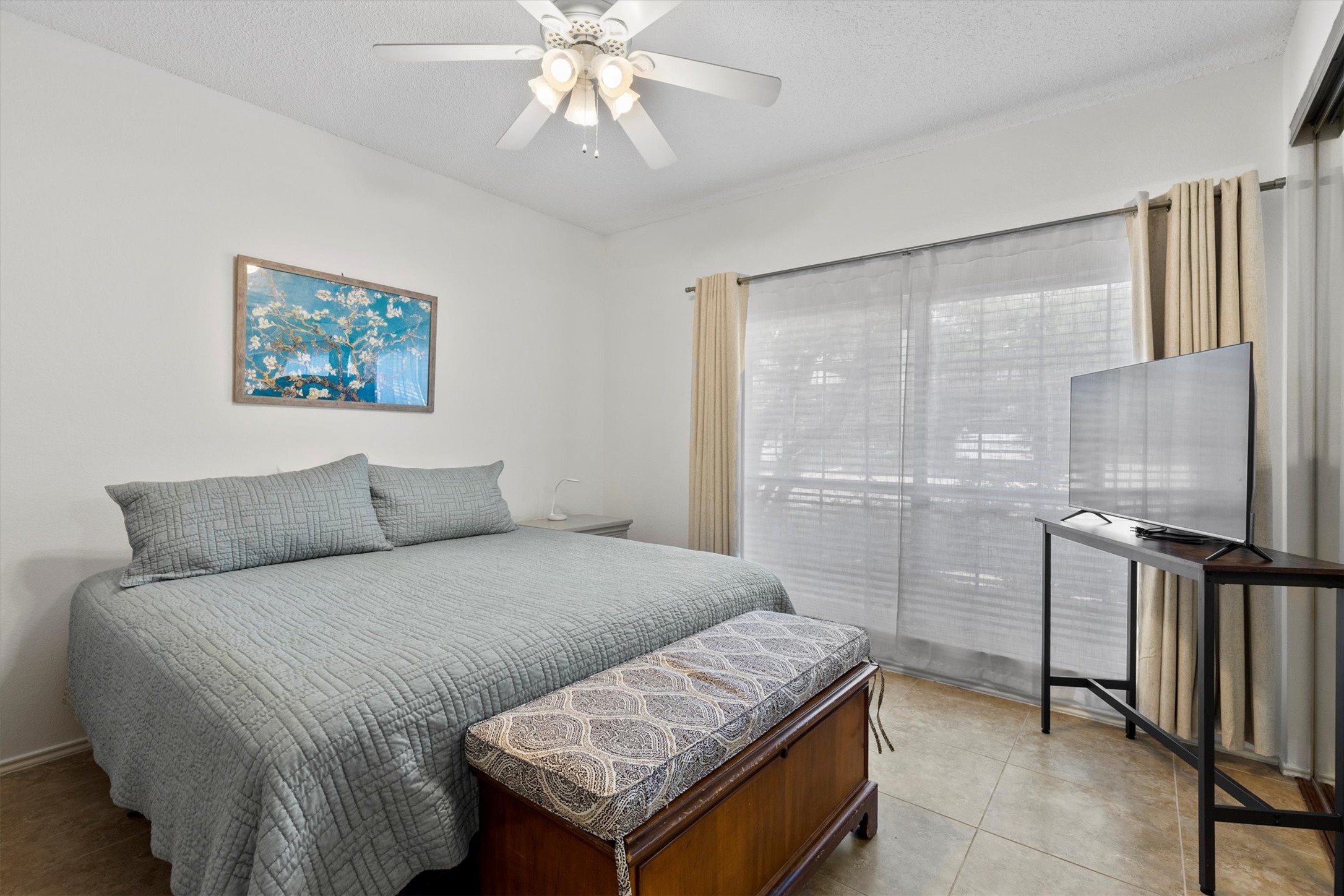 2506 Wedglea Drive 907
