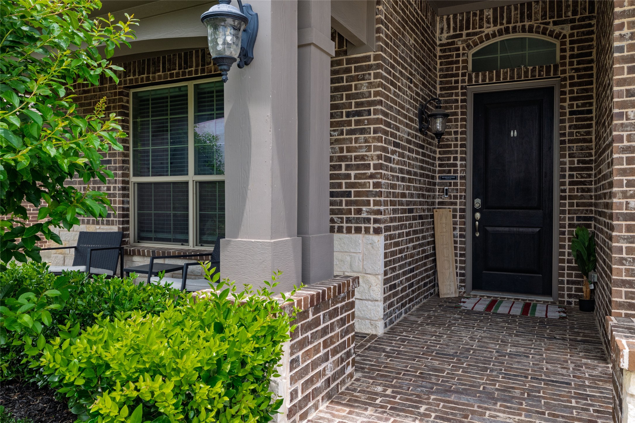 1225 Lynn Drive