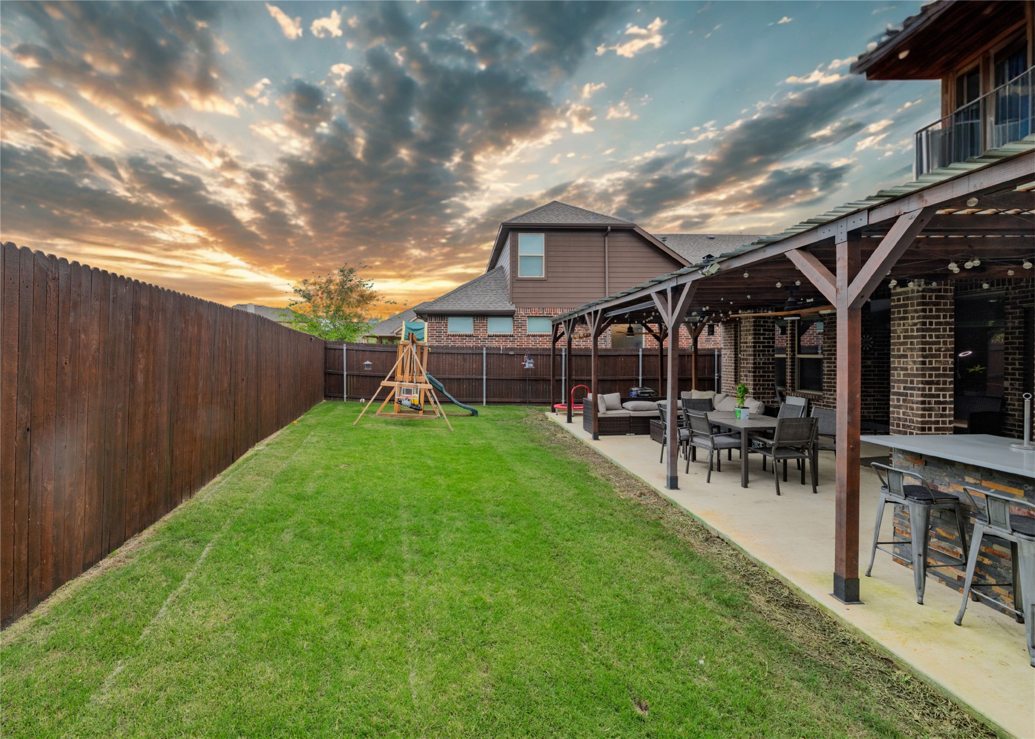 1225 Lynn Drive