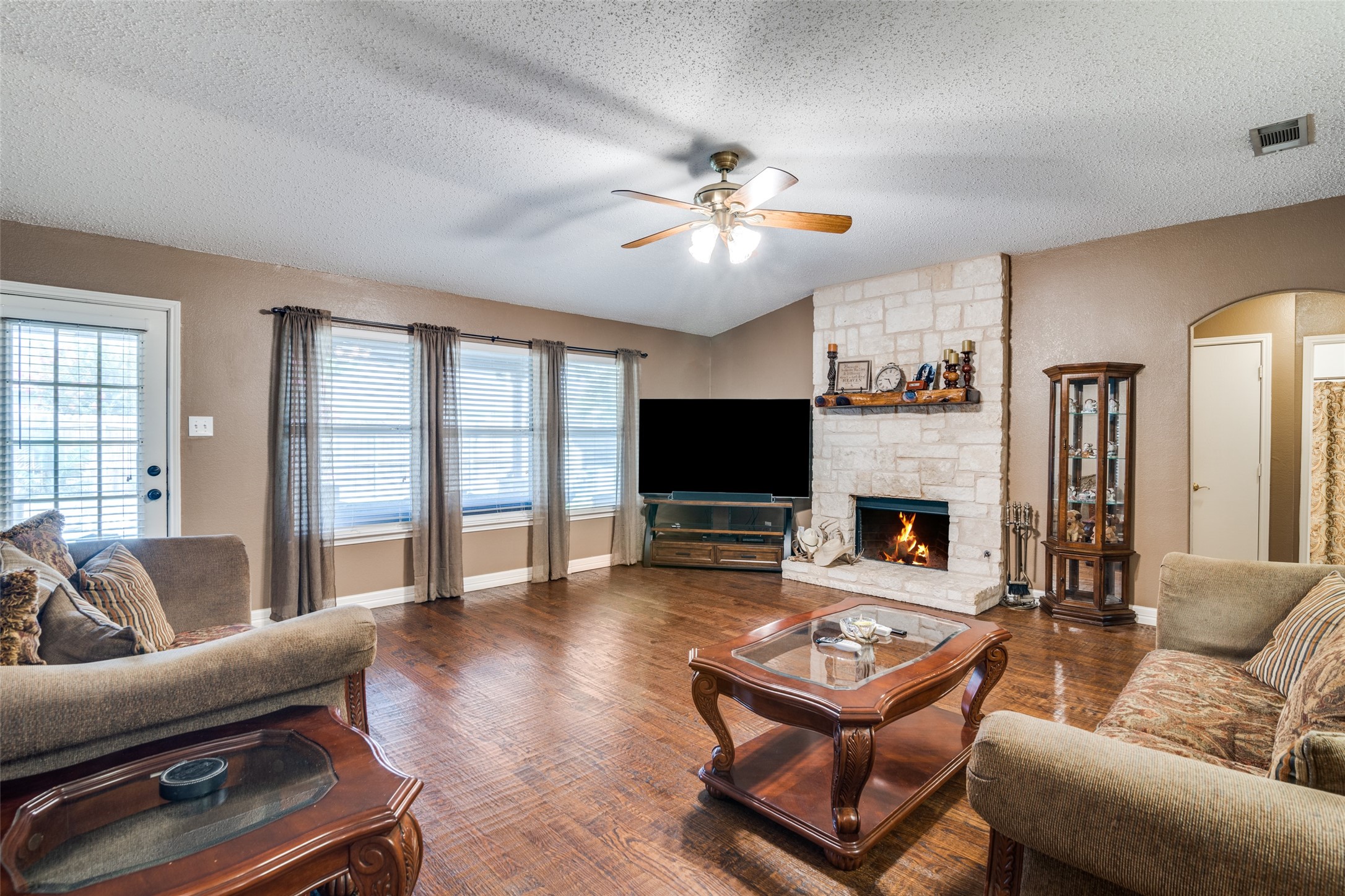 1015 Bainbridge Lane