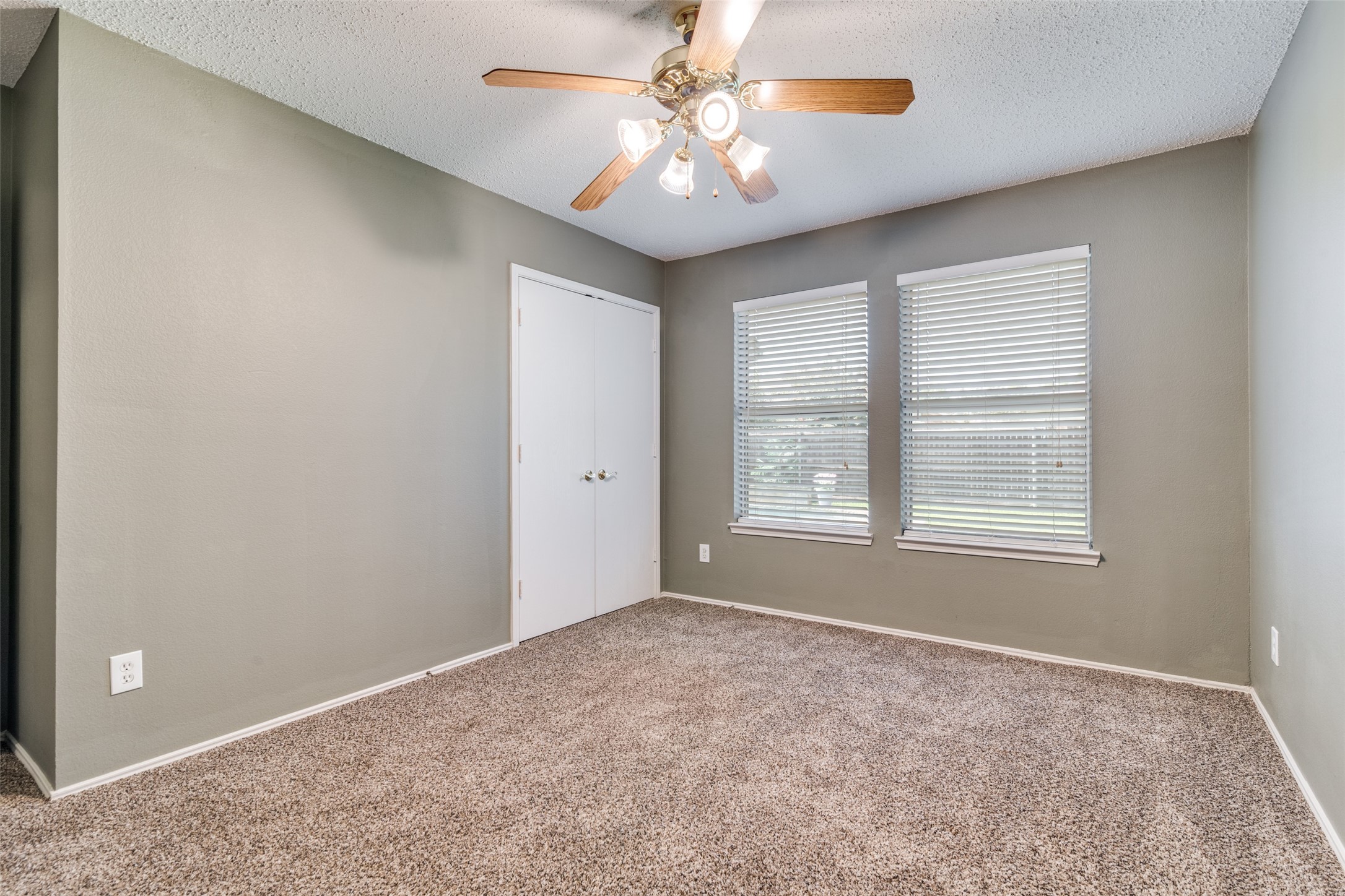 1015 Bainbridge Lane