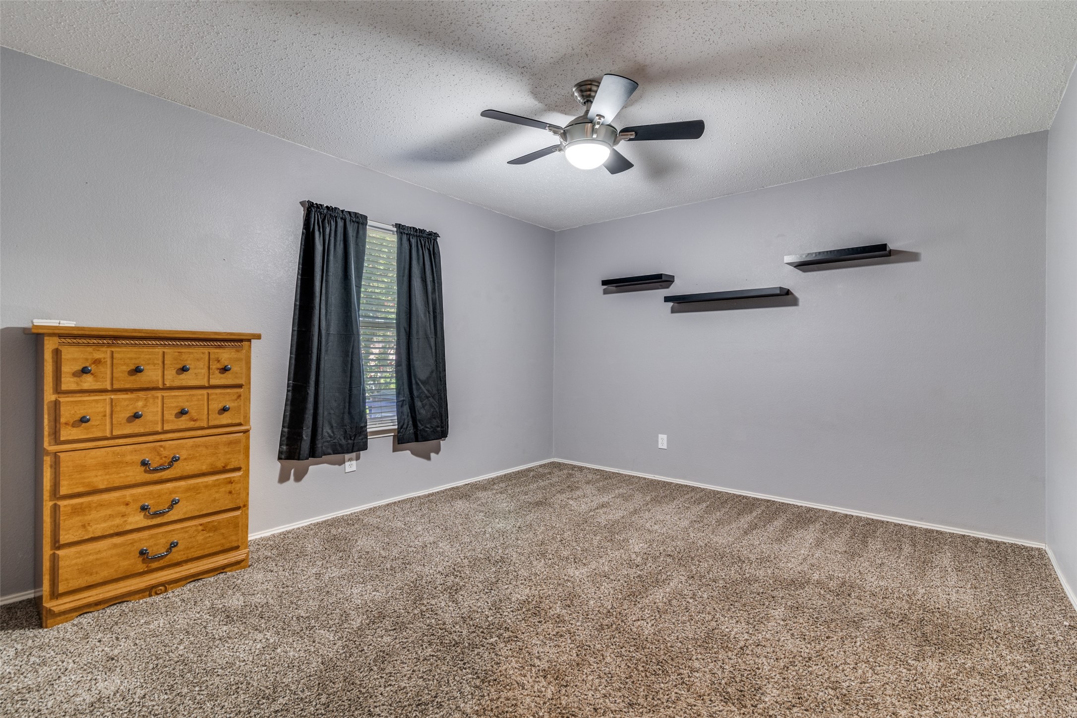 1015 Bainbridge Lane