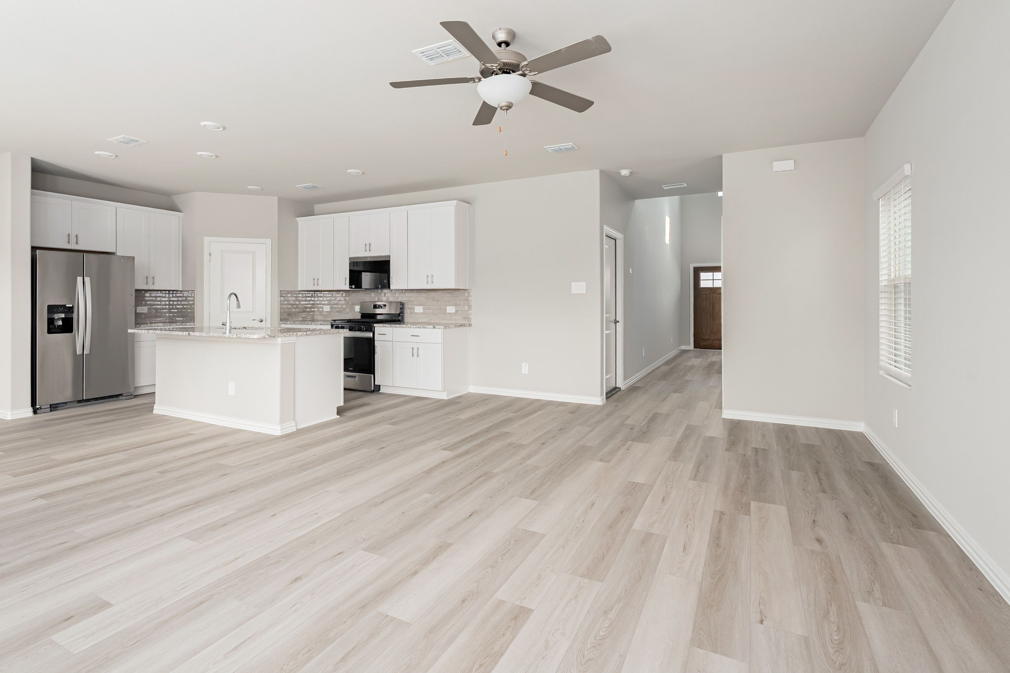 905 Rosemary Hill