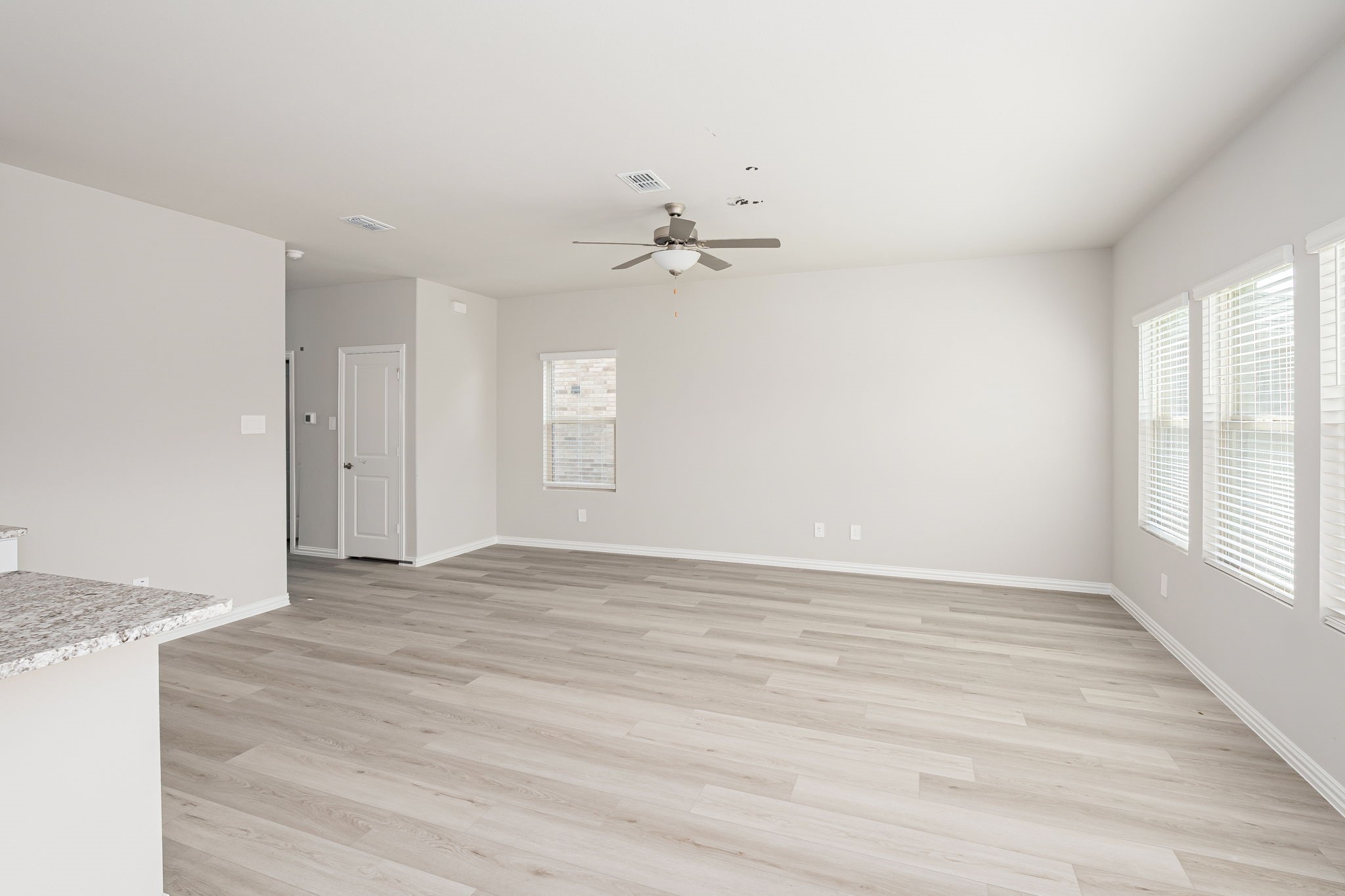 905 Rosemary Hill