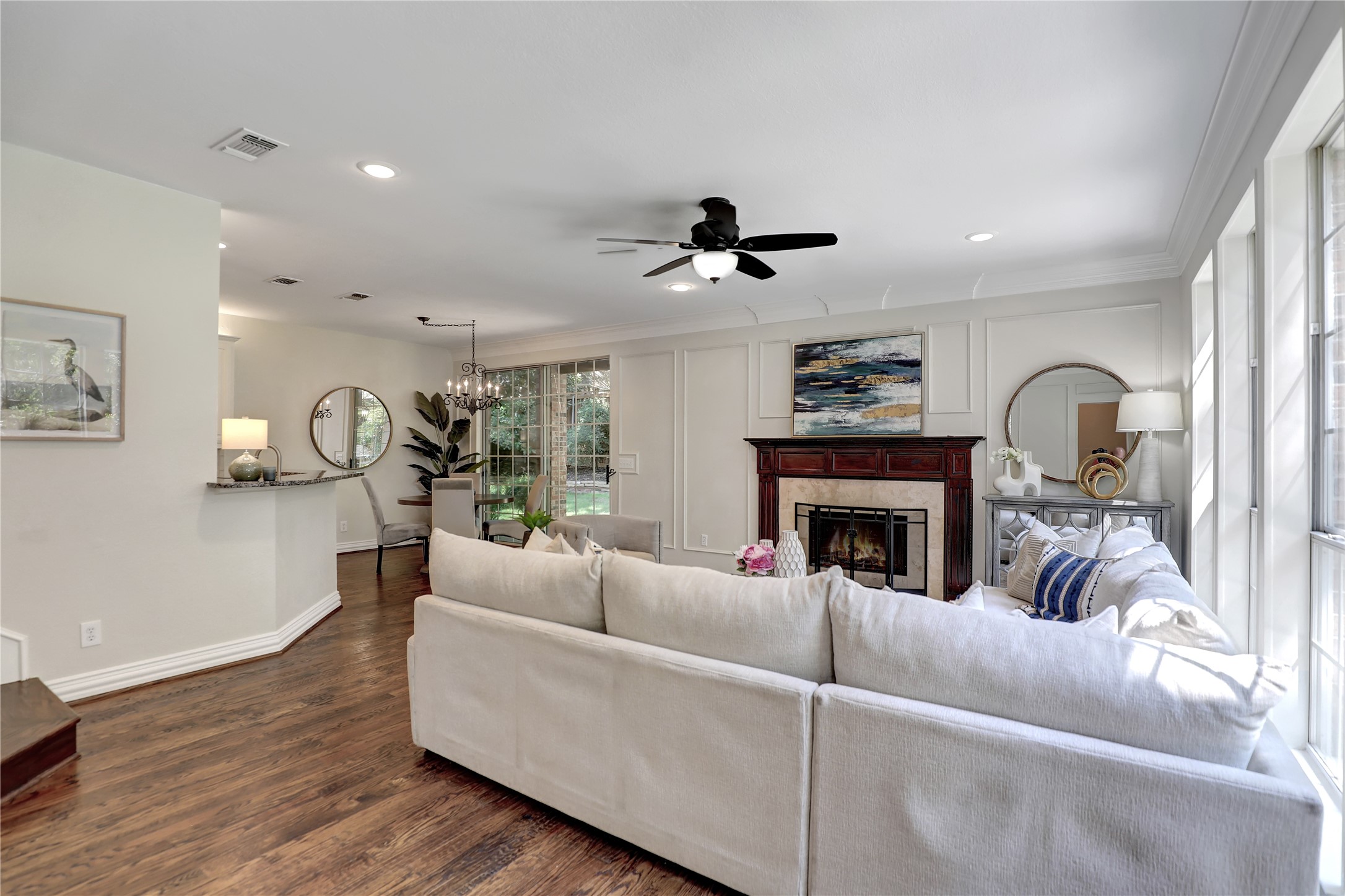 2600 Woodland Court