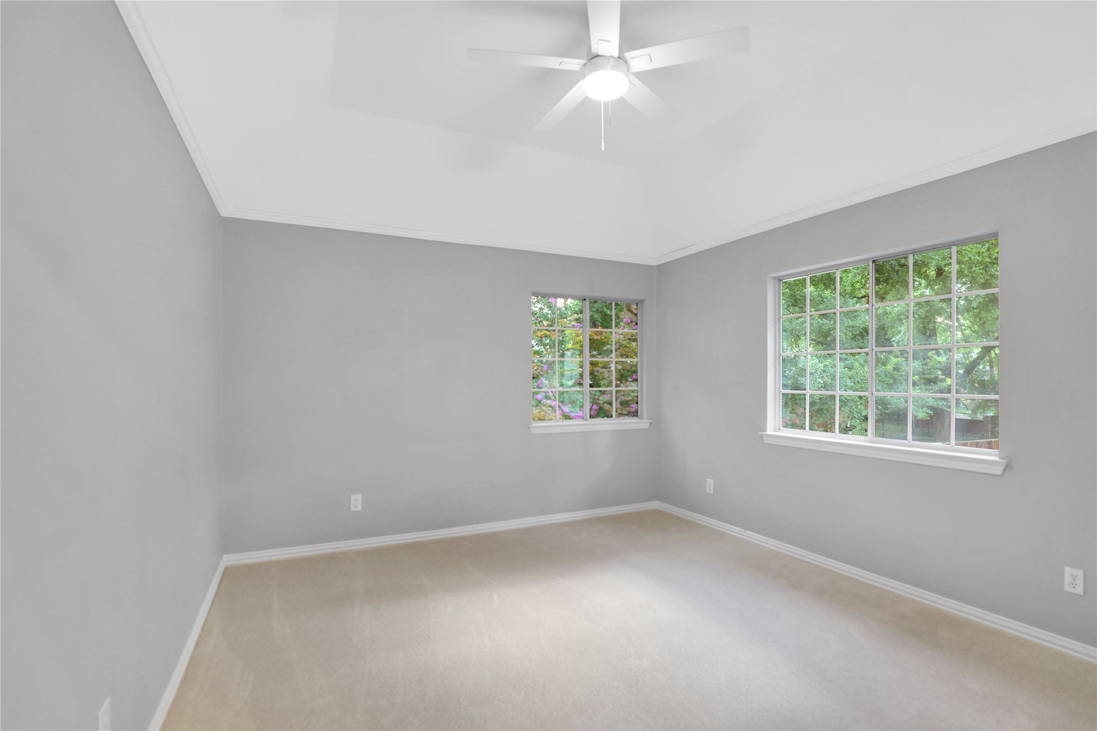 2600 Woodland Court