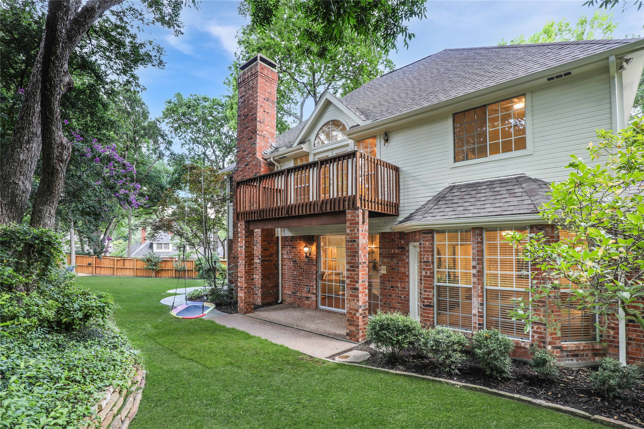 2600 Woodland Court