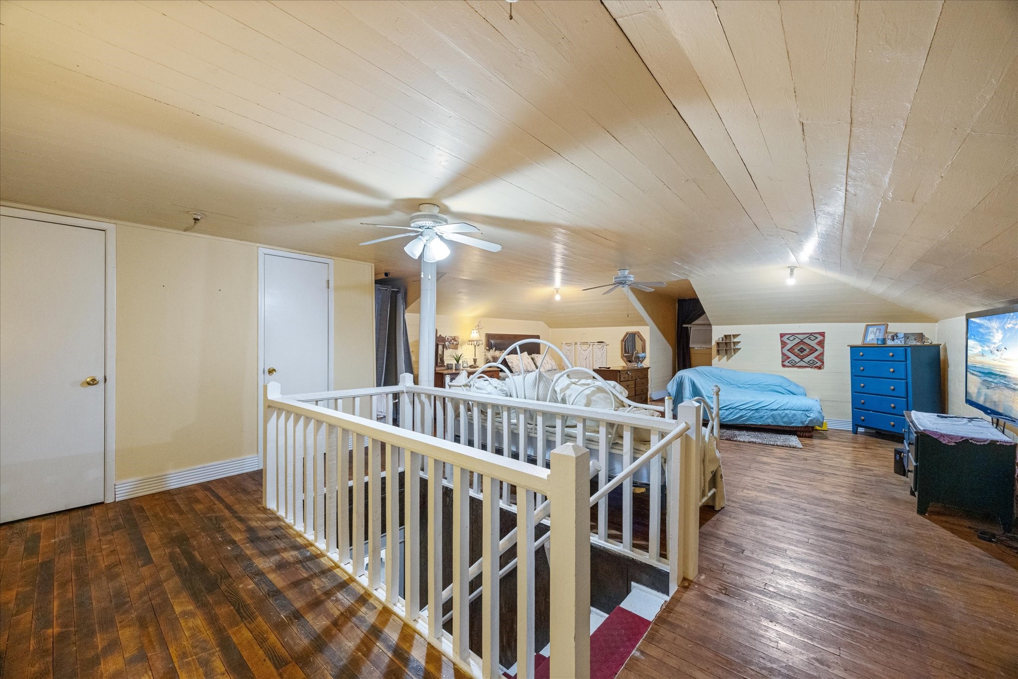 300 E Elm Street