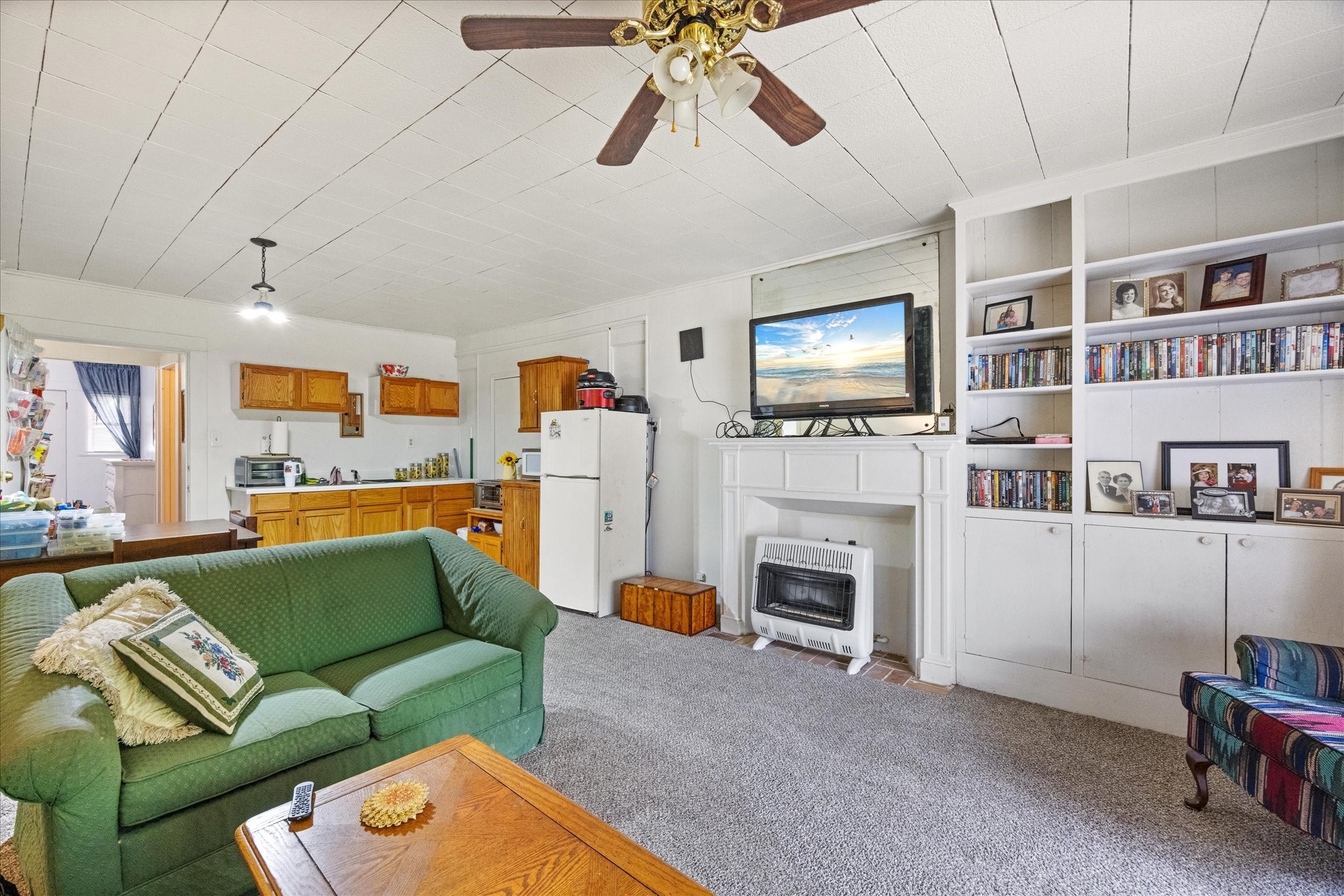 300 E Elm Street