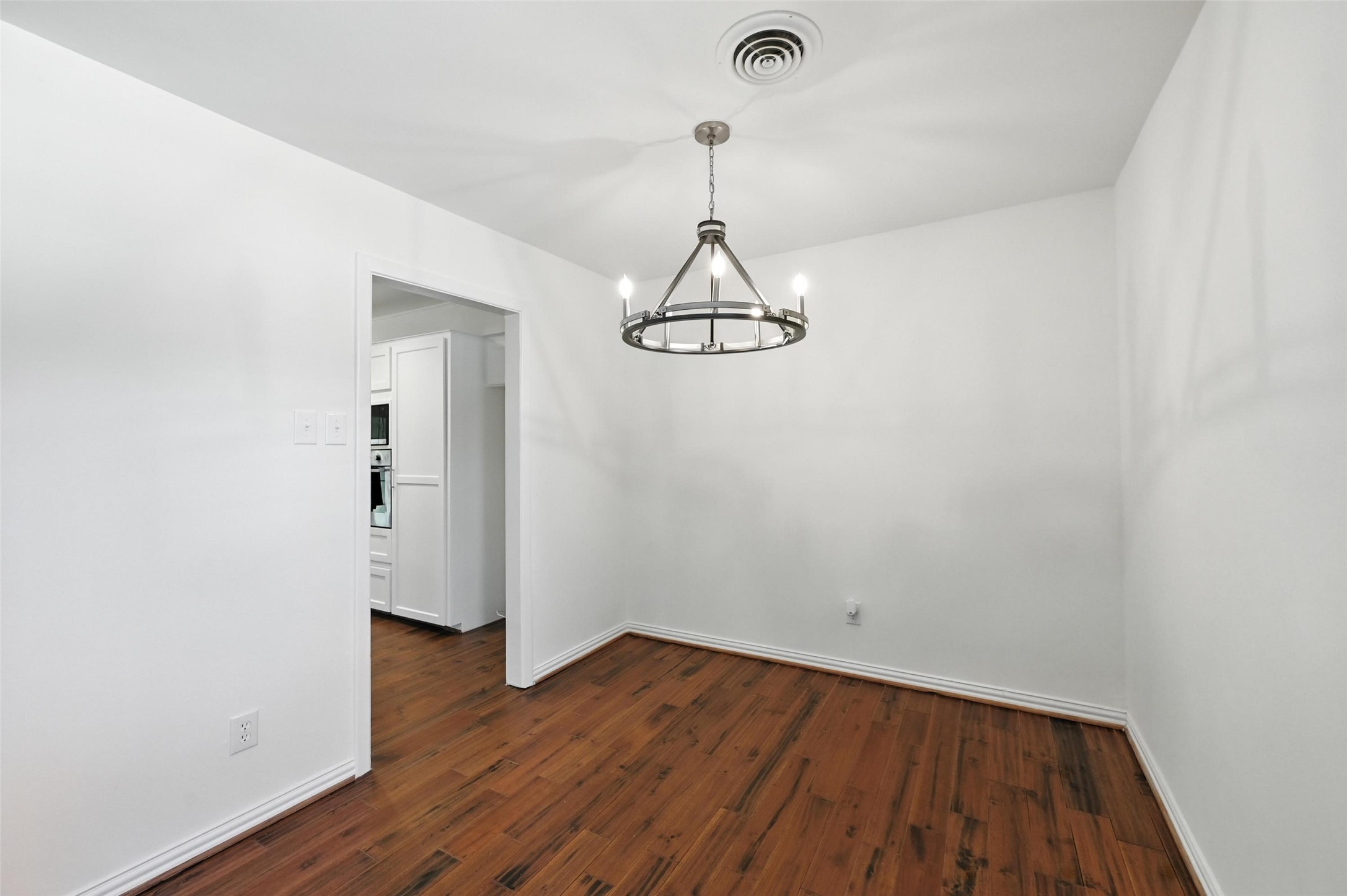 10907 Marsh Lane