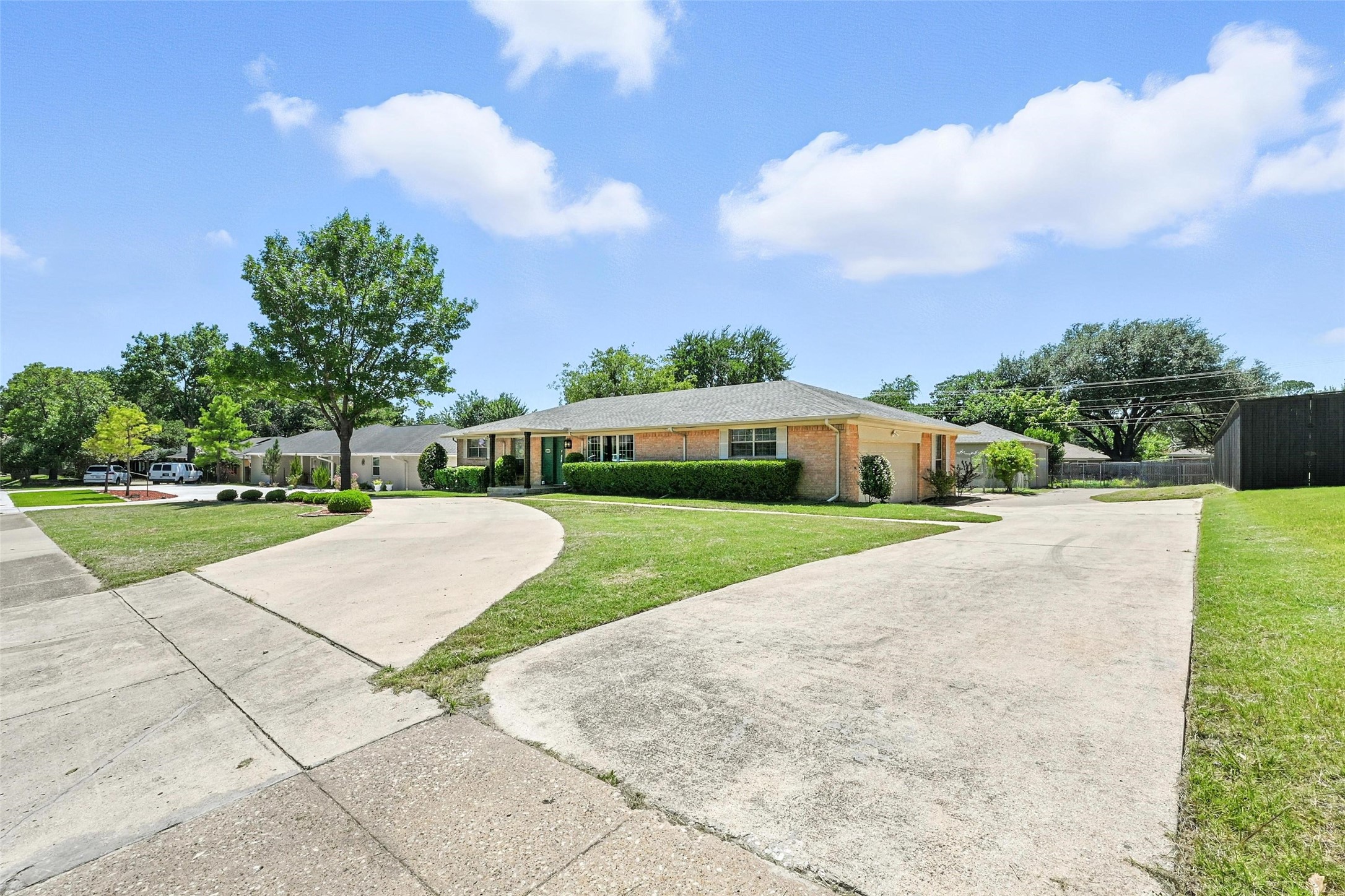 10907 Marsh Lane