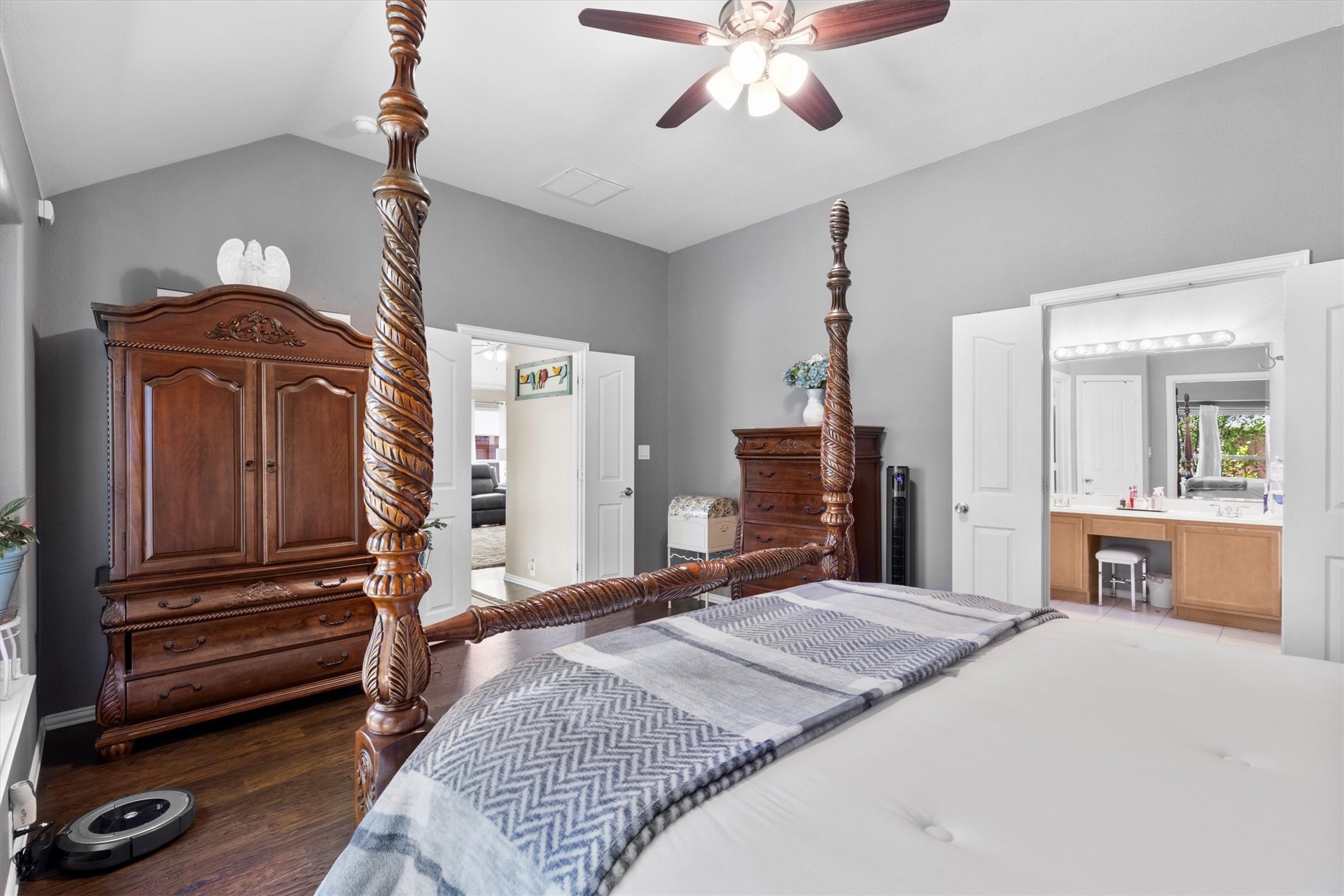 2216 Rockport Drive