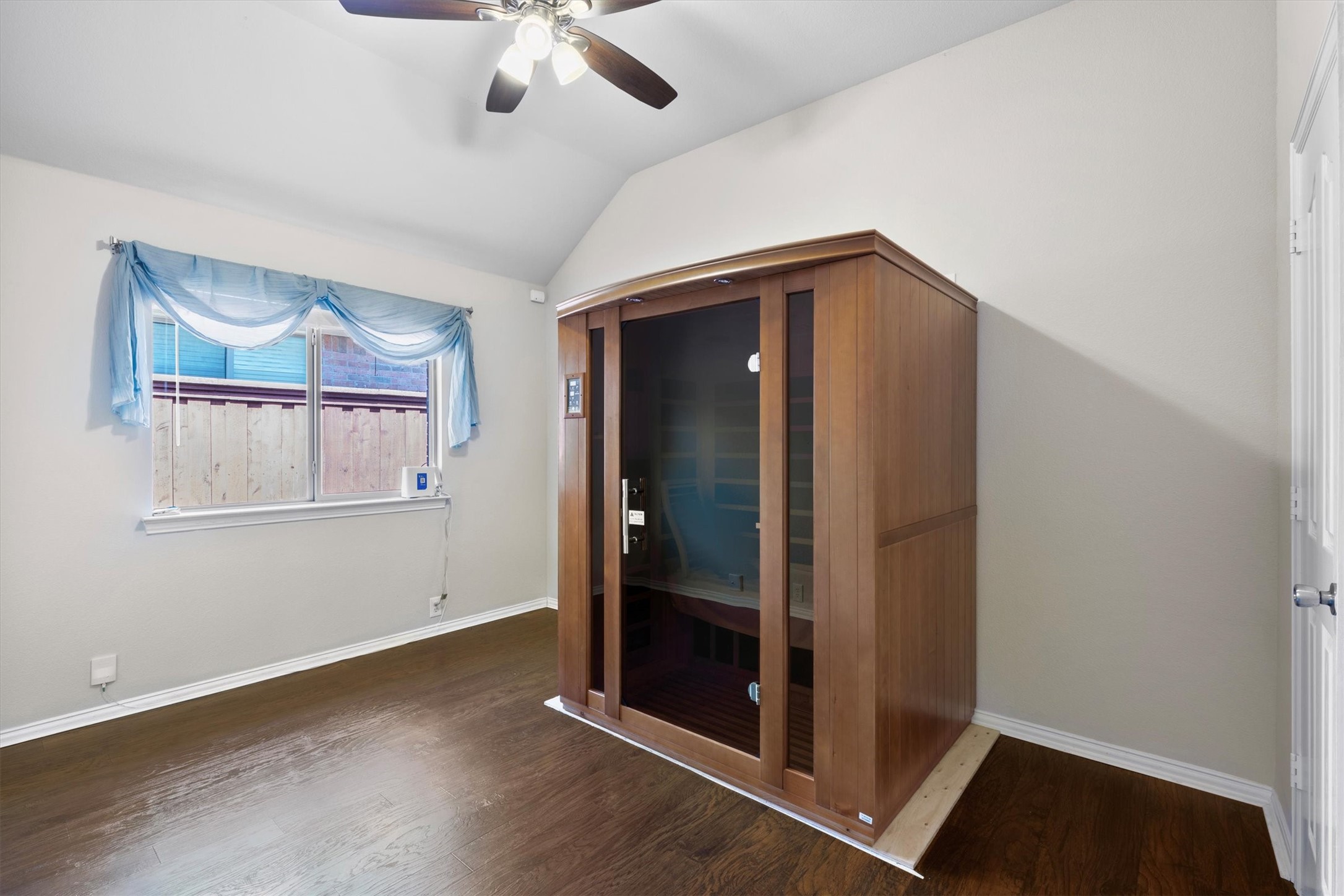2216 Rockport Drive