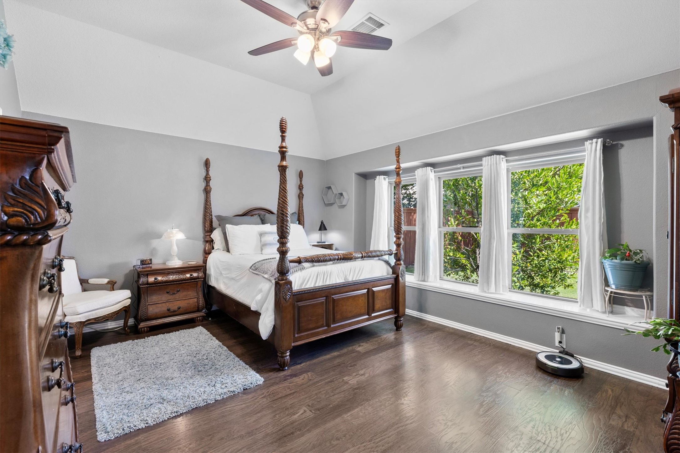 2216 Rockport Drive