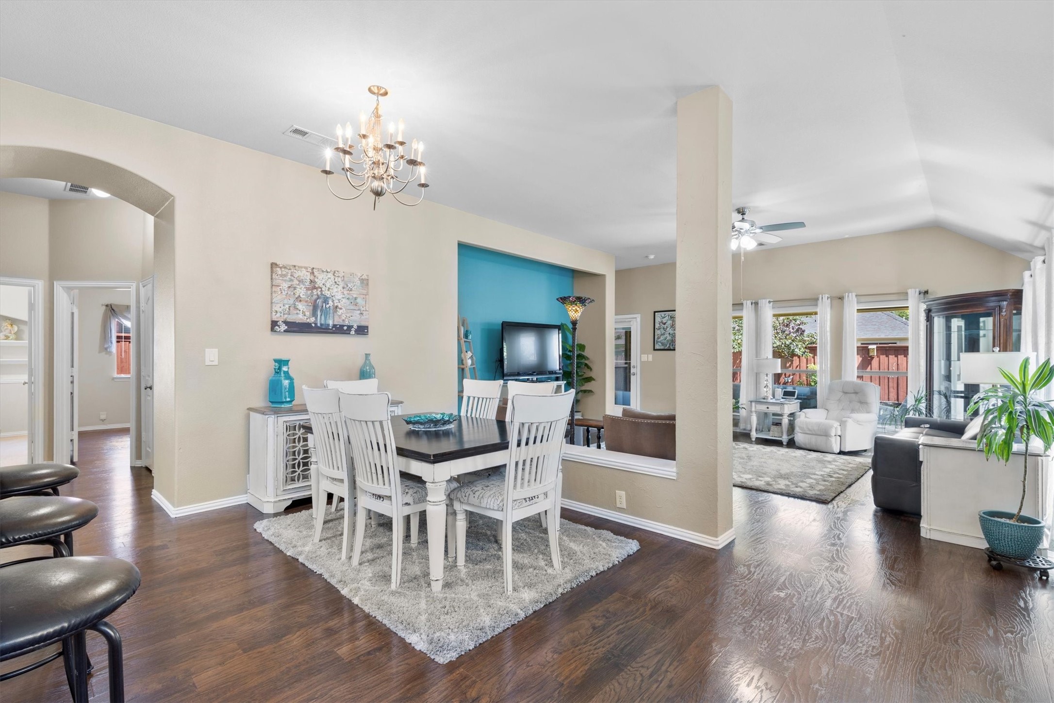 2216 Rockport Drive