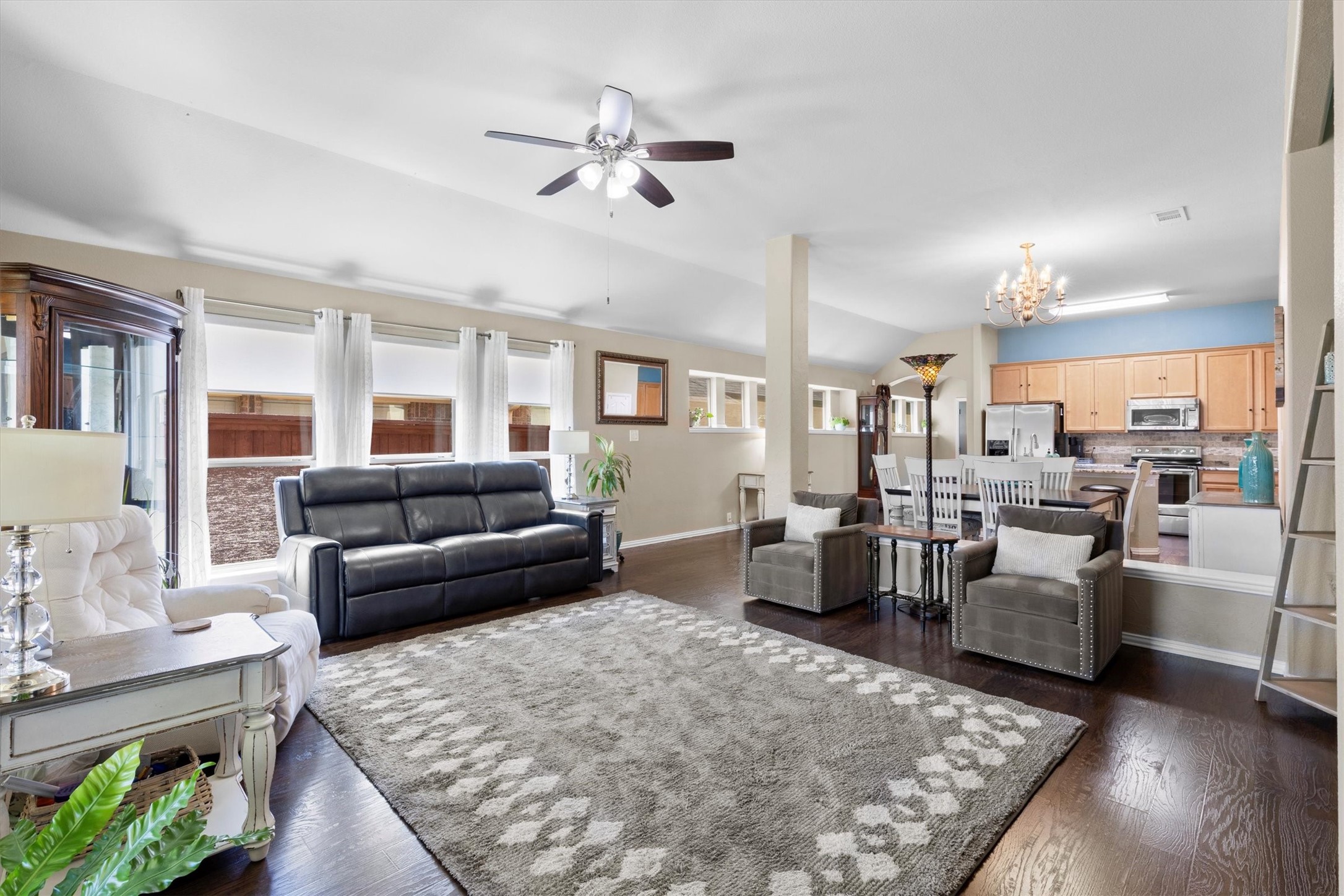 2216 Rockport Drive