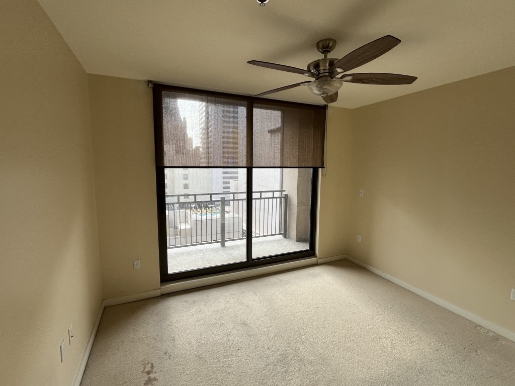 1200 Main Street 1011