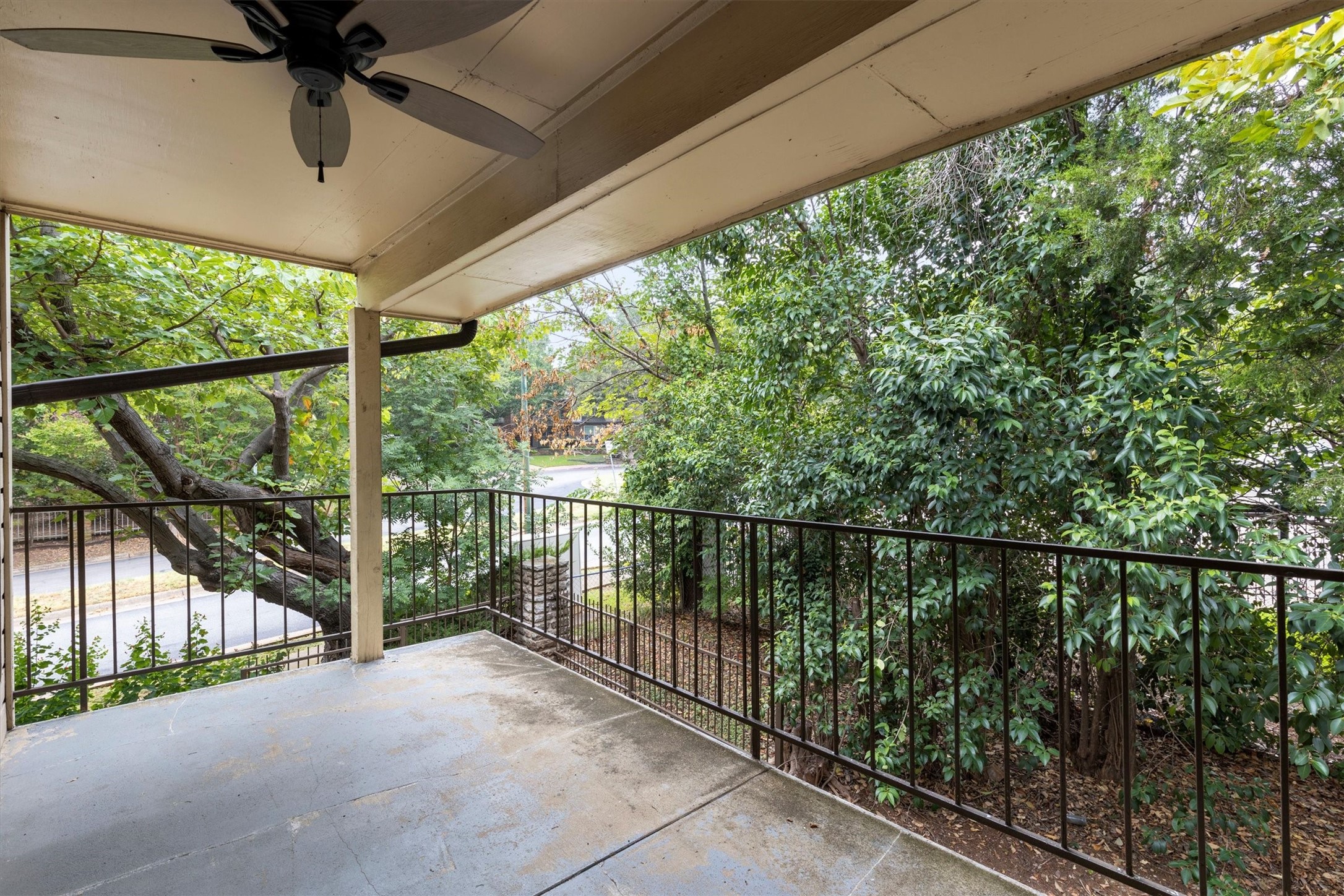 2505 Wedglea Drive 201