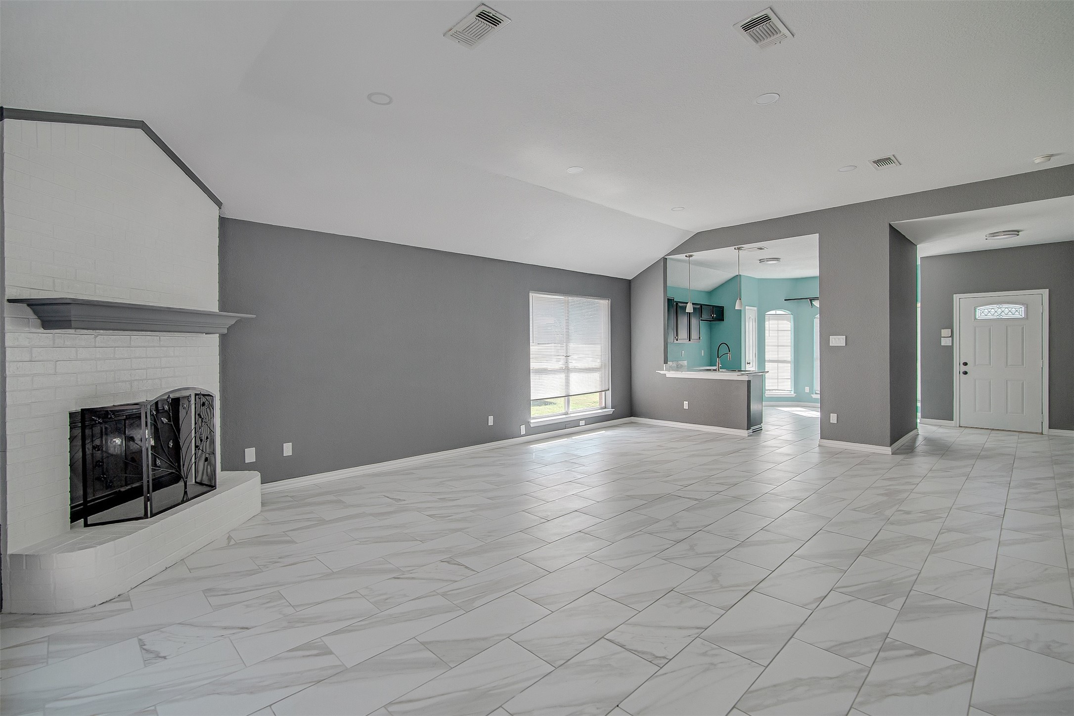 705 Crenshaw Drive