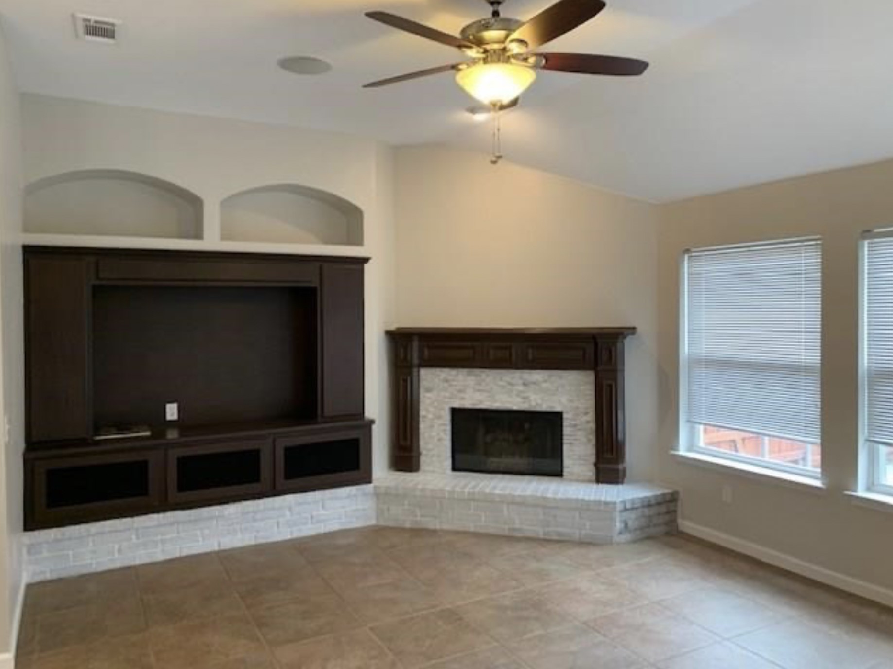 10808 Pineview Lane
