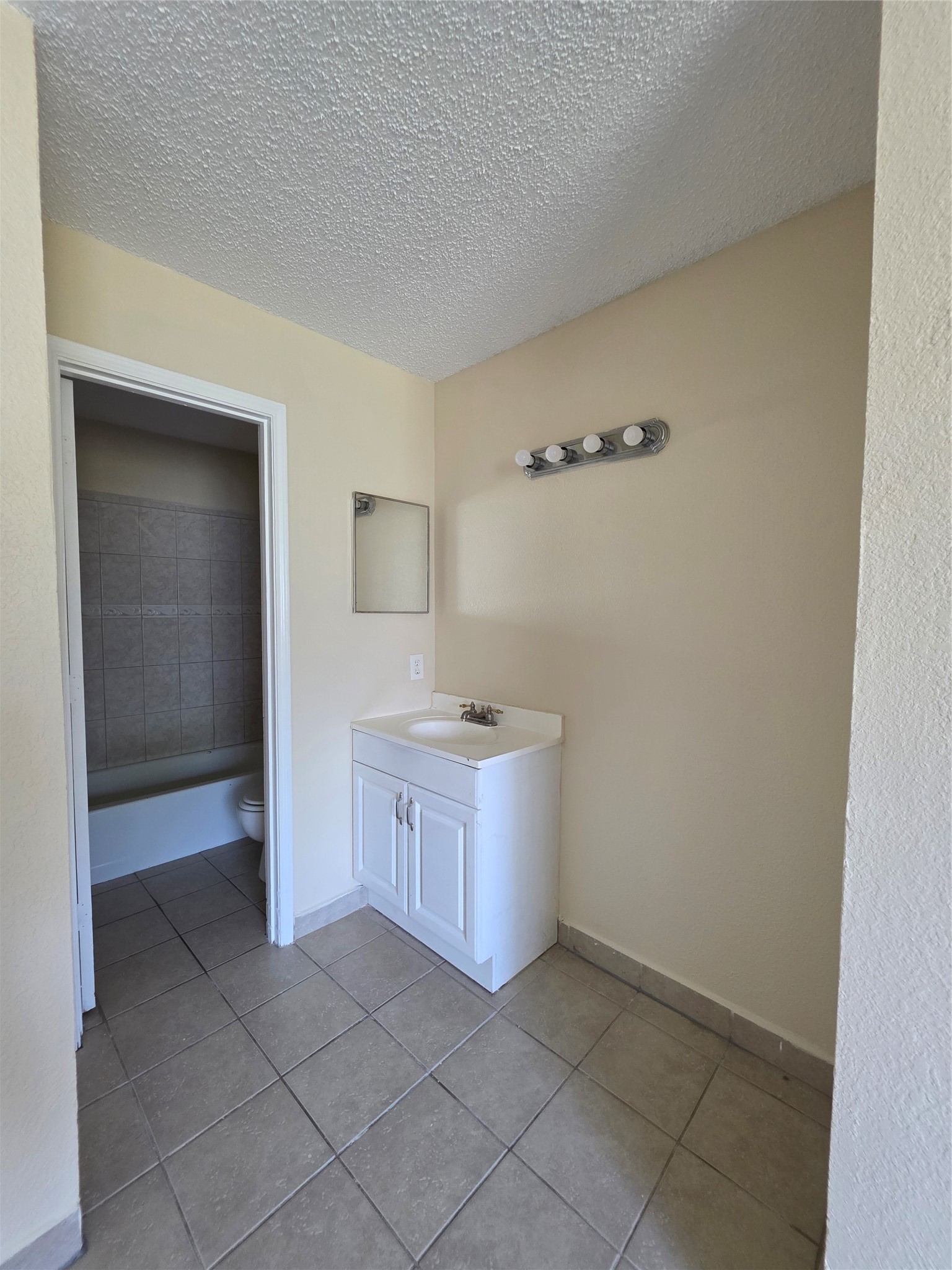 6408 Elmview Drive