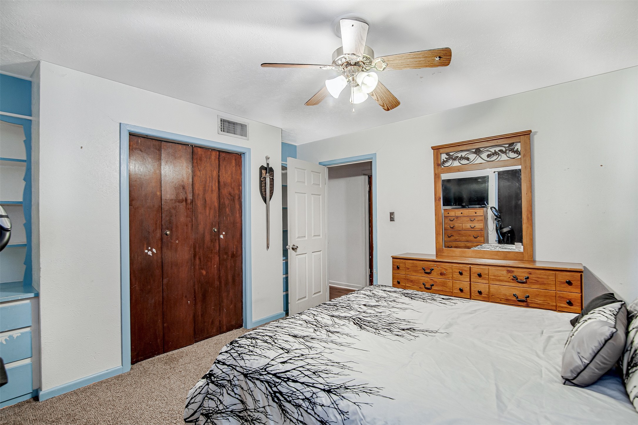 4112 Ridgecrest Circle