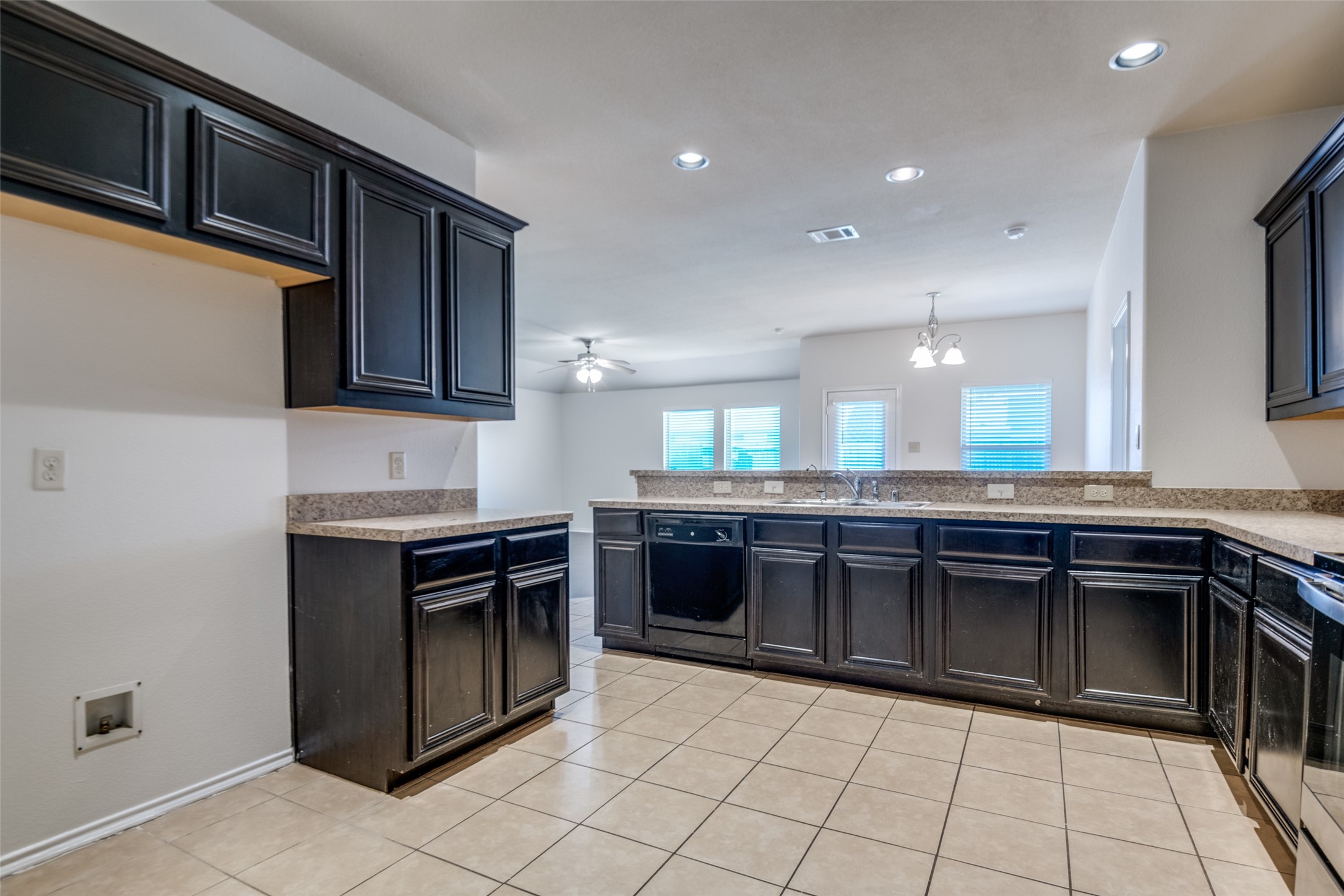 2020 Sterling Gate Drive
