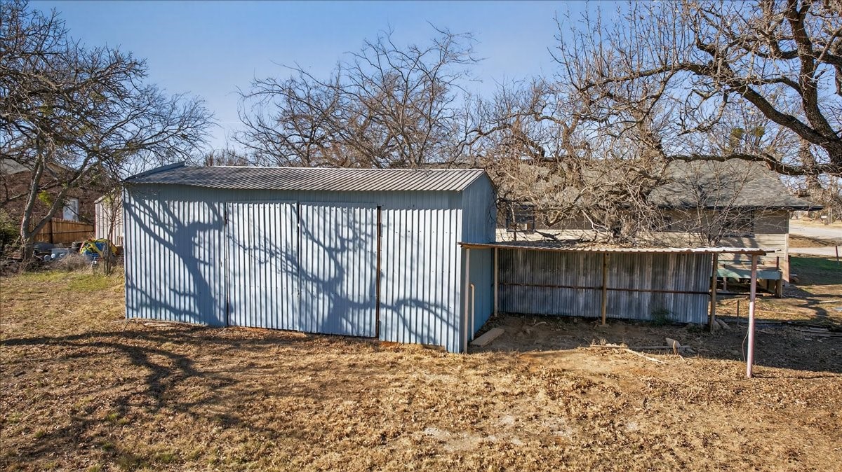 1117 W Live Oak Street