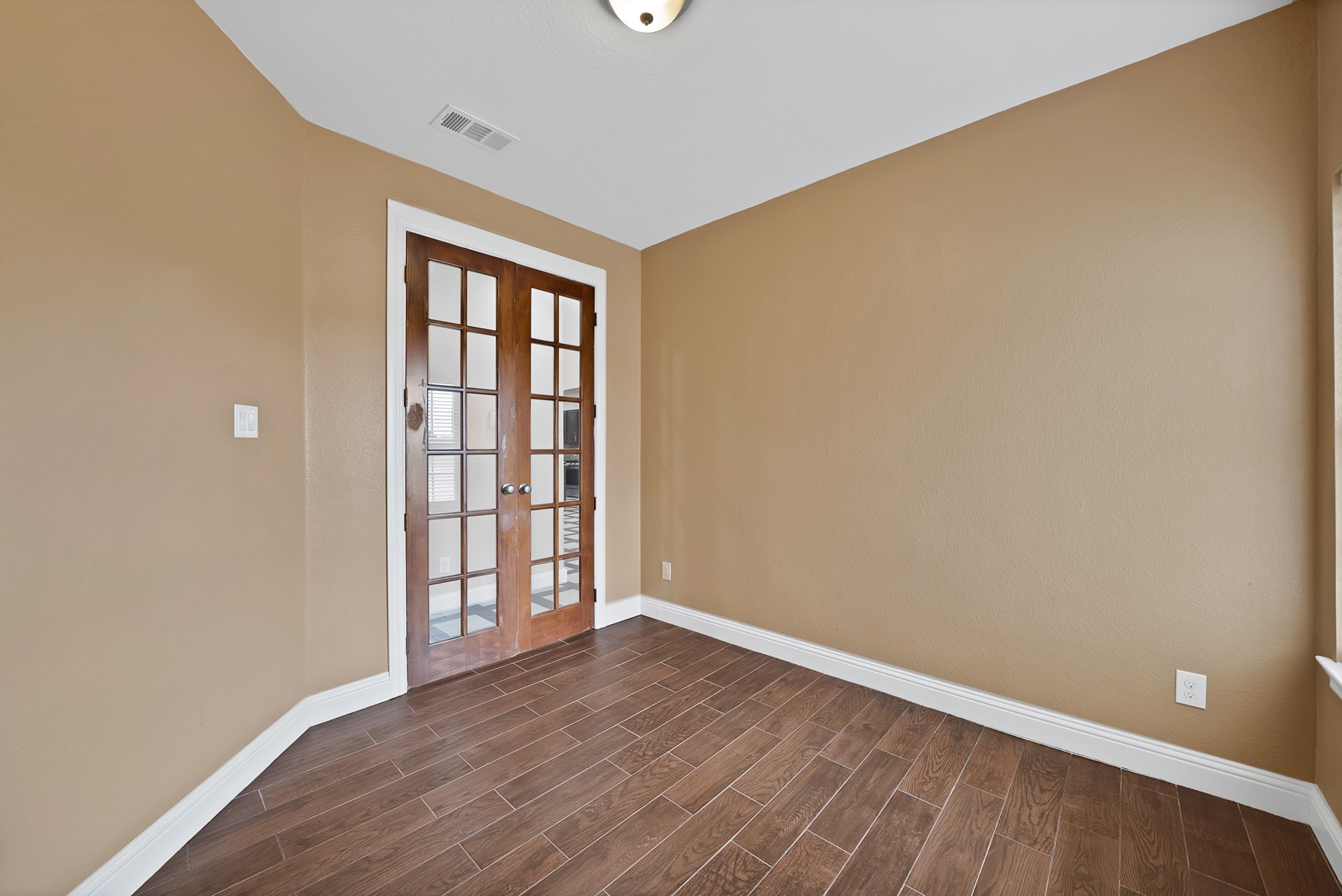 151 Crump Circle