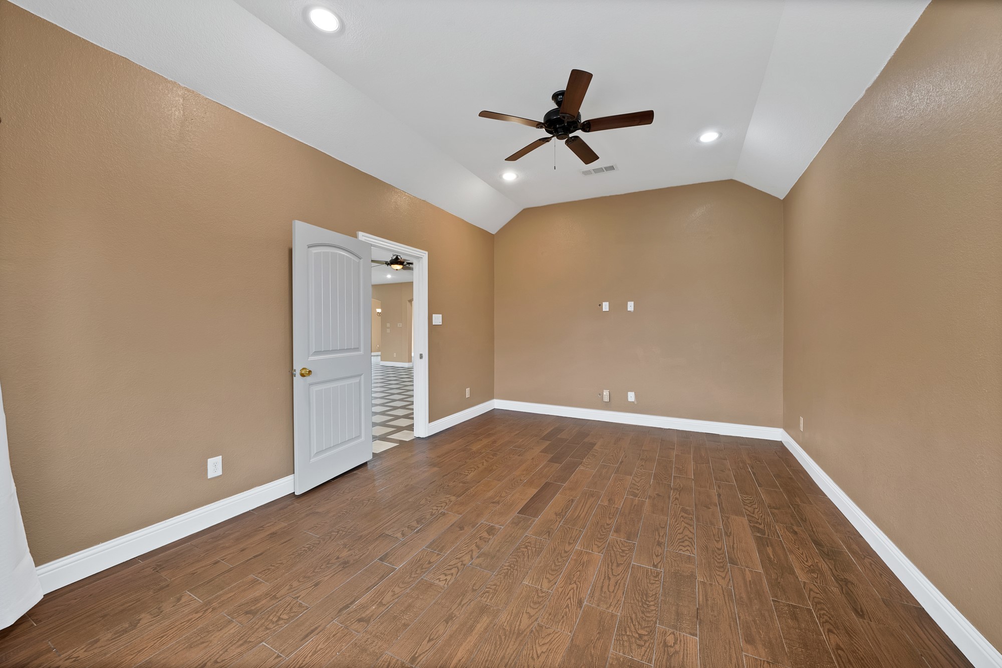 151 Crump Circle