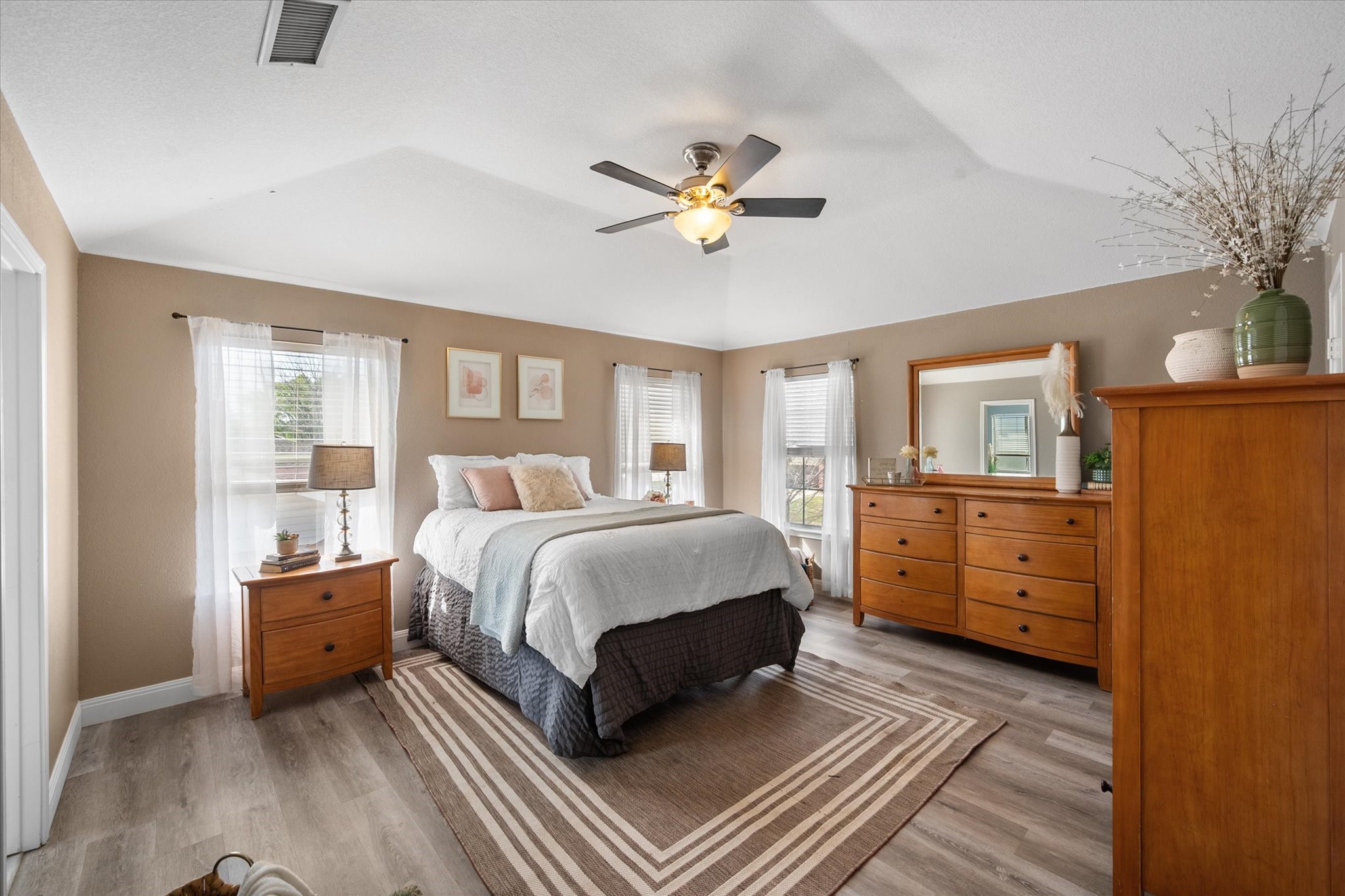 2700 Yorkfield Court