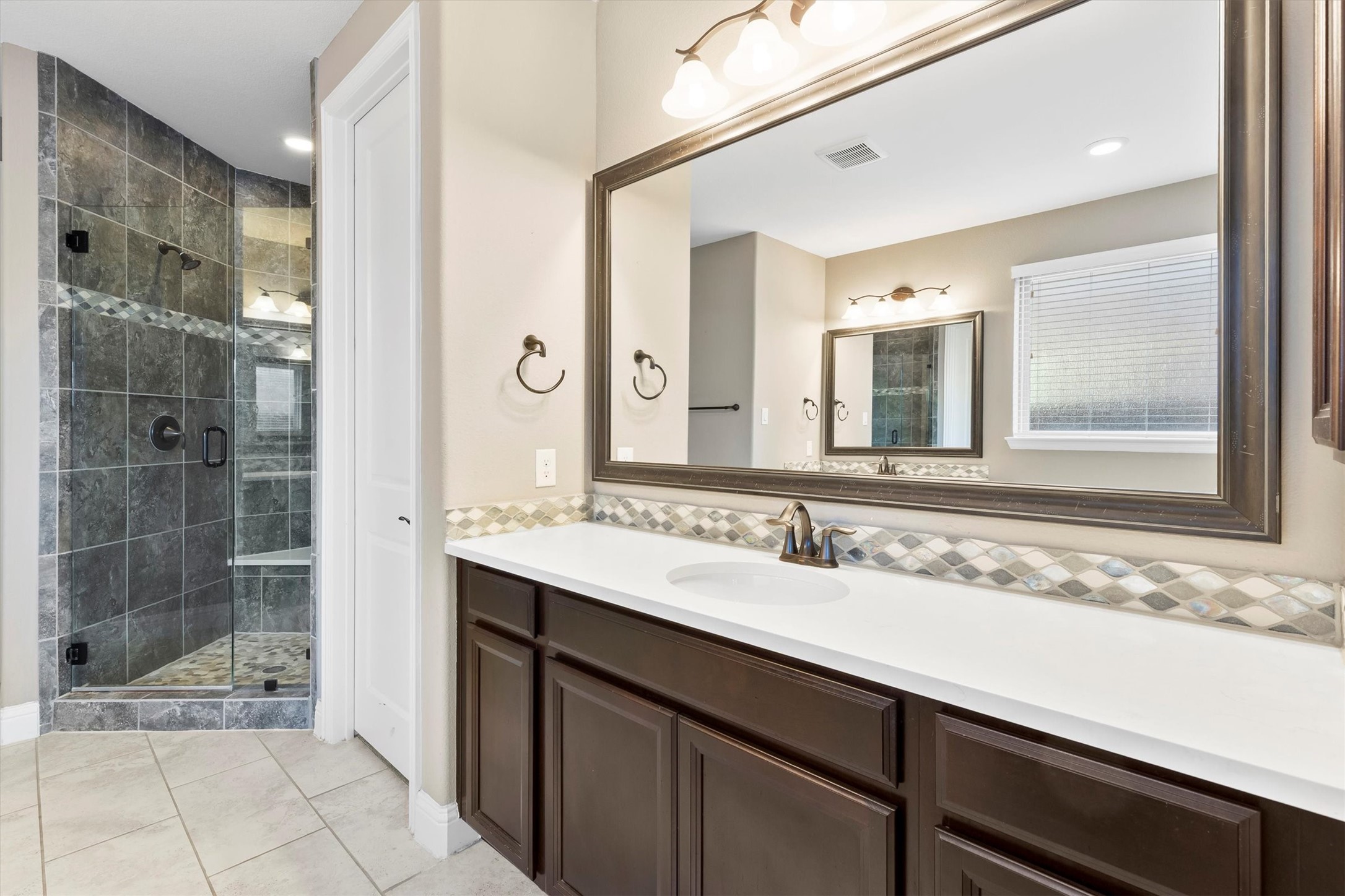 3701 Birmington