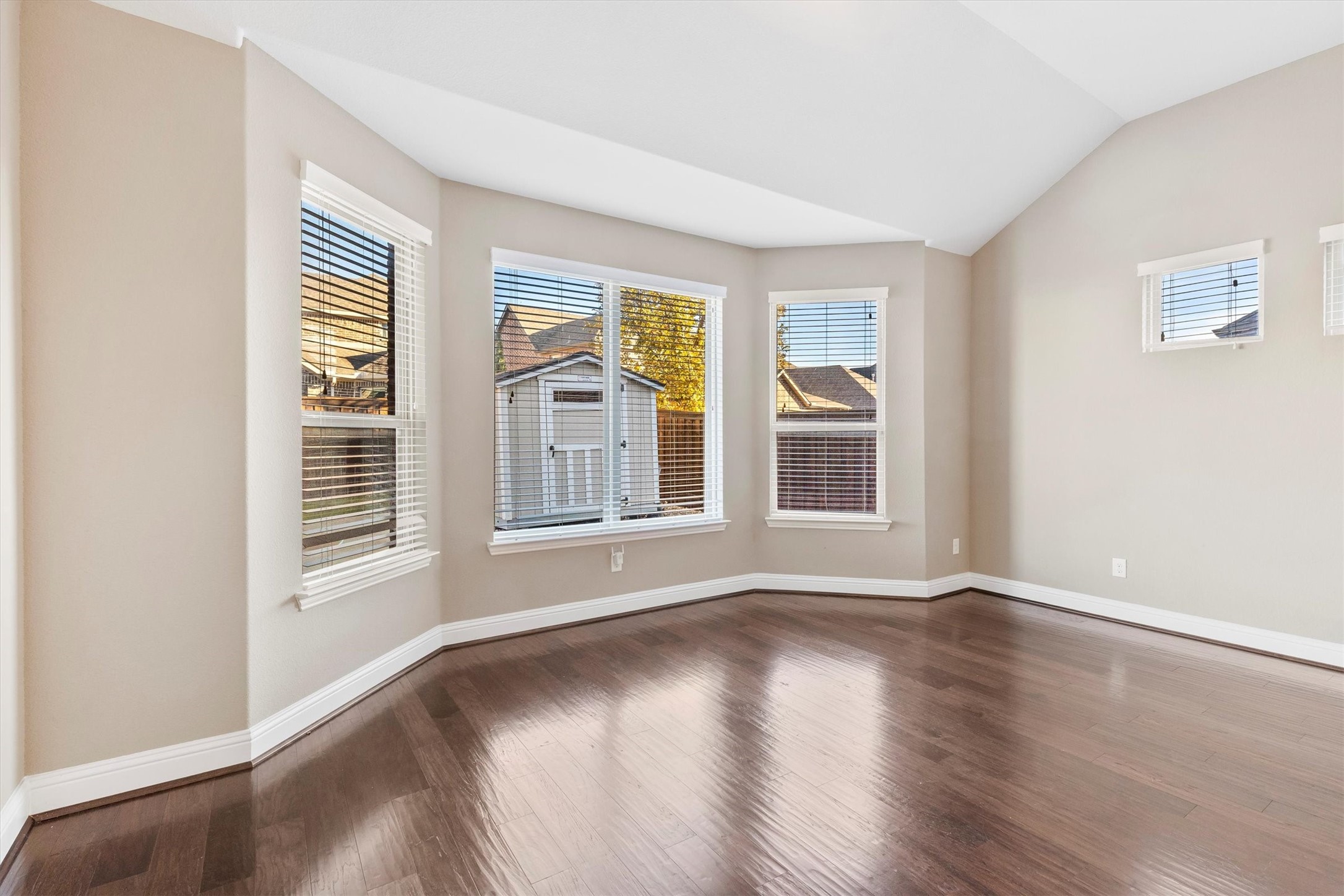 3701 Birmington