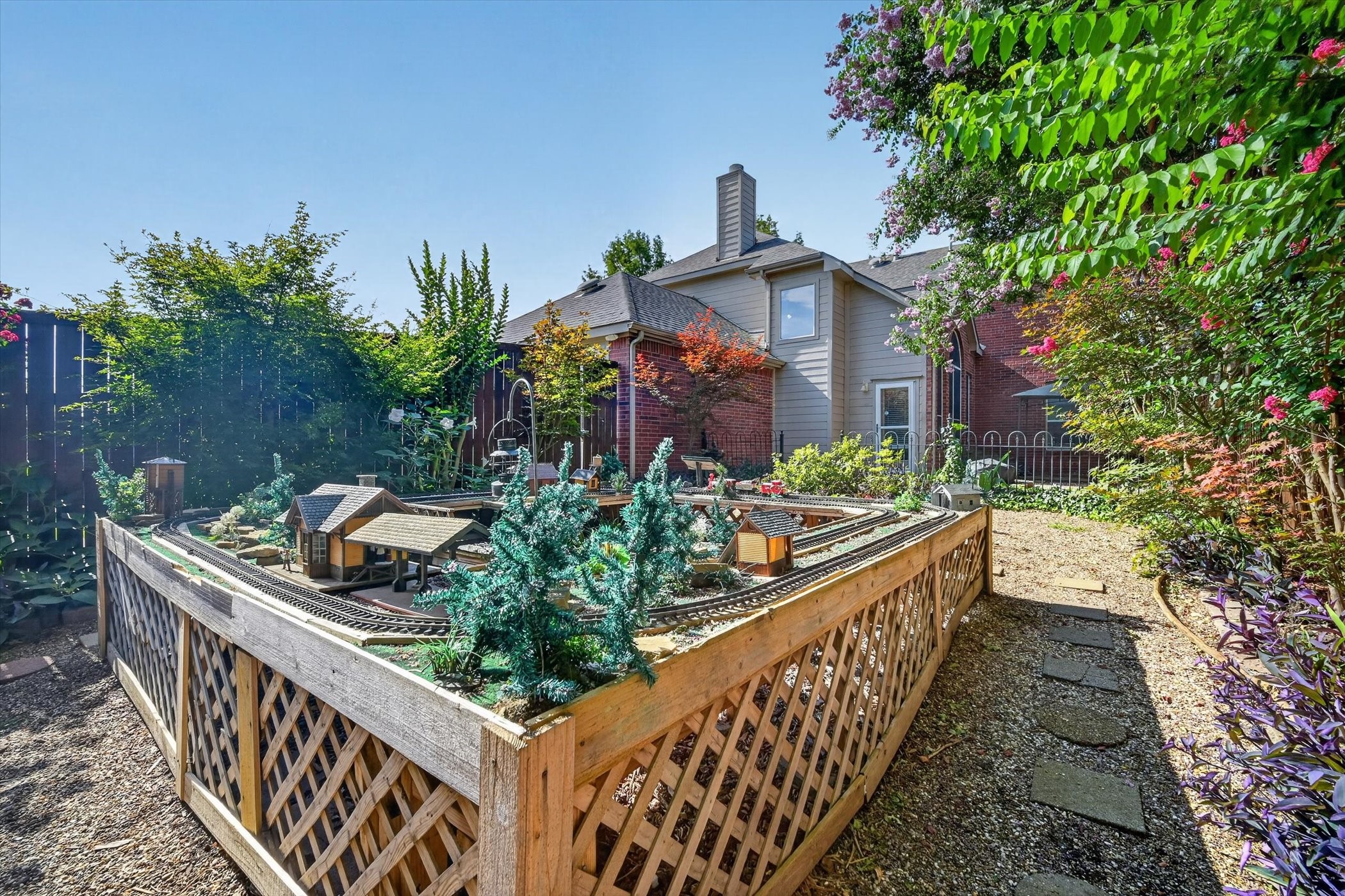 5912 White Pine Drive