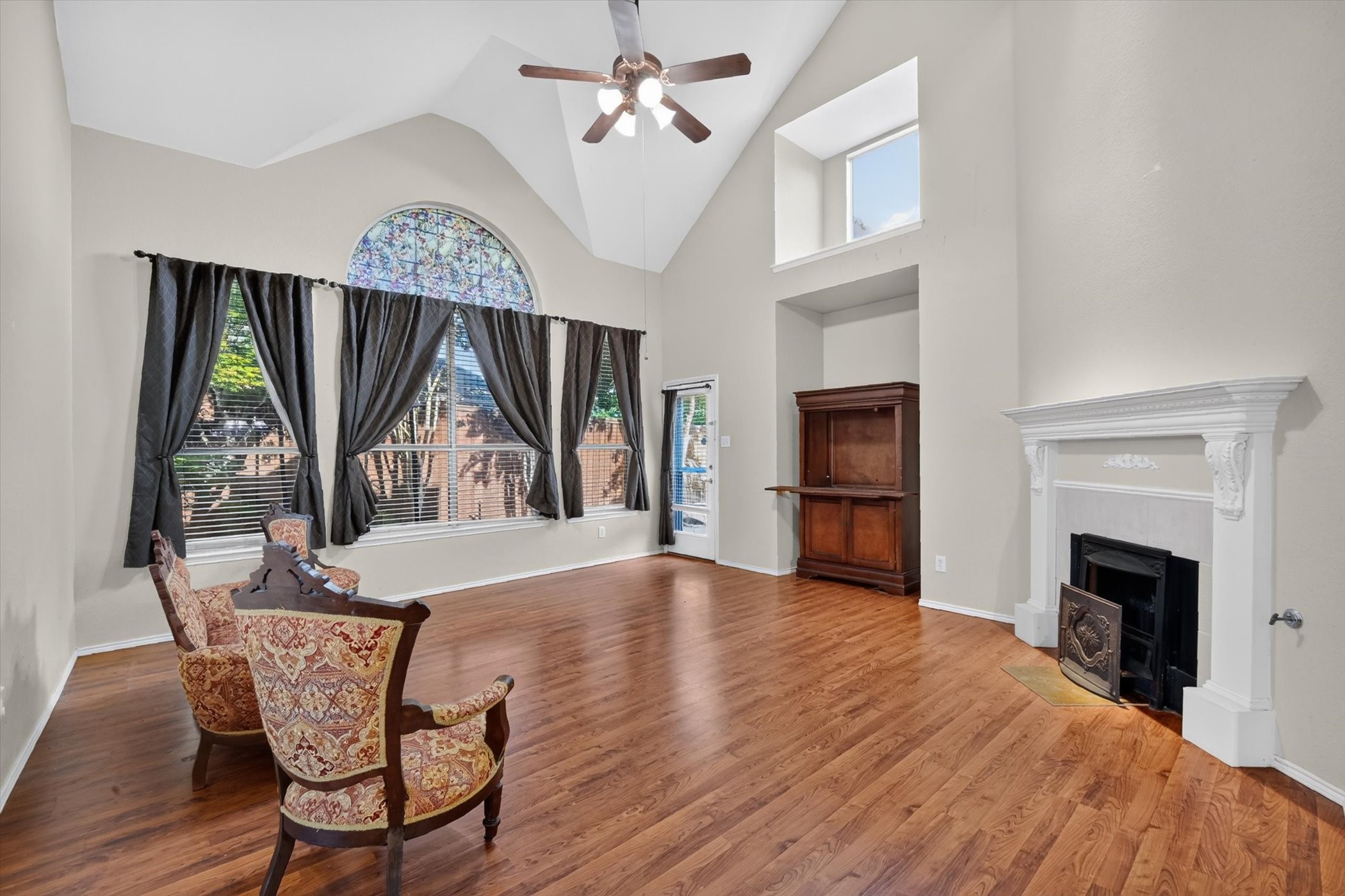 5912 White Pine Drive