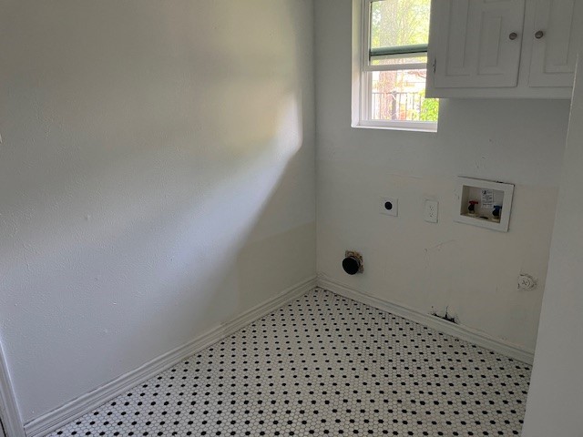 4012 Shady Hollow Lane