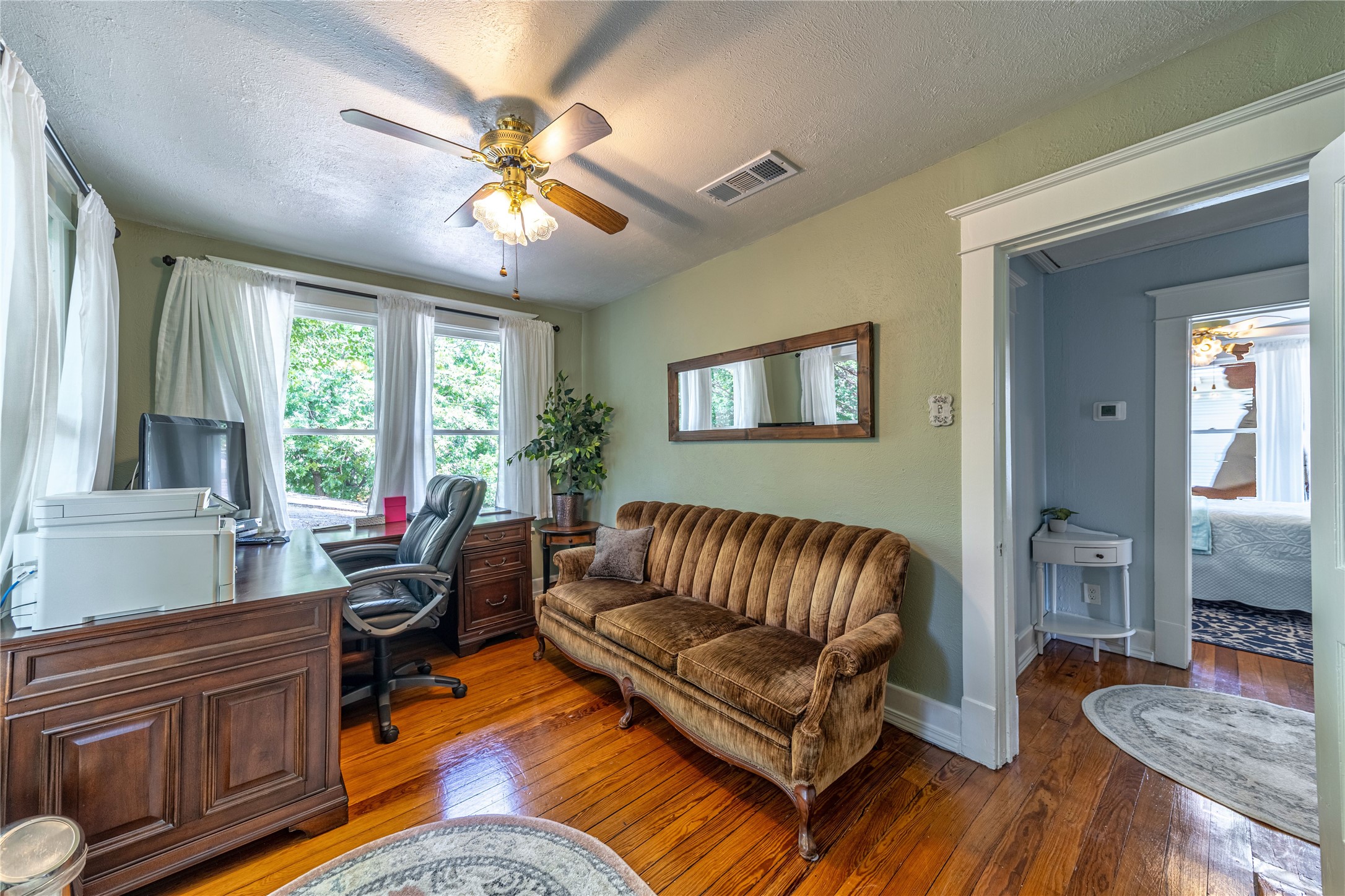 215 S Montclair Avenue