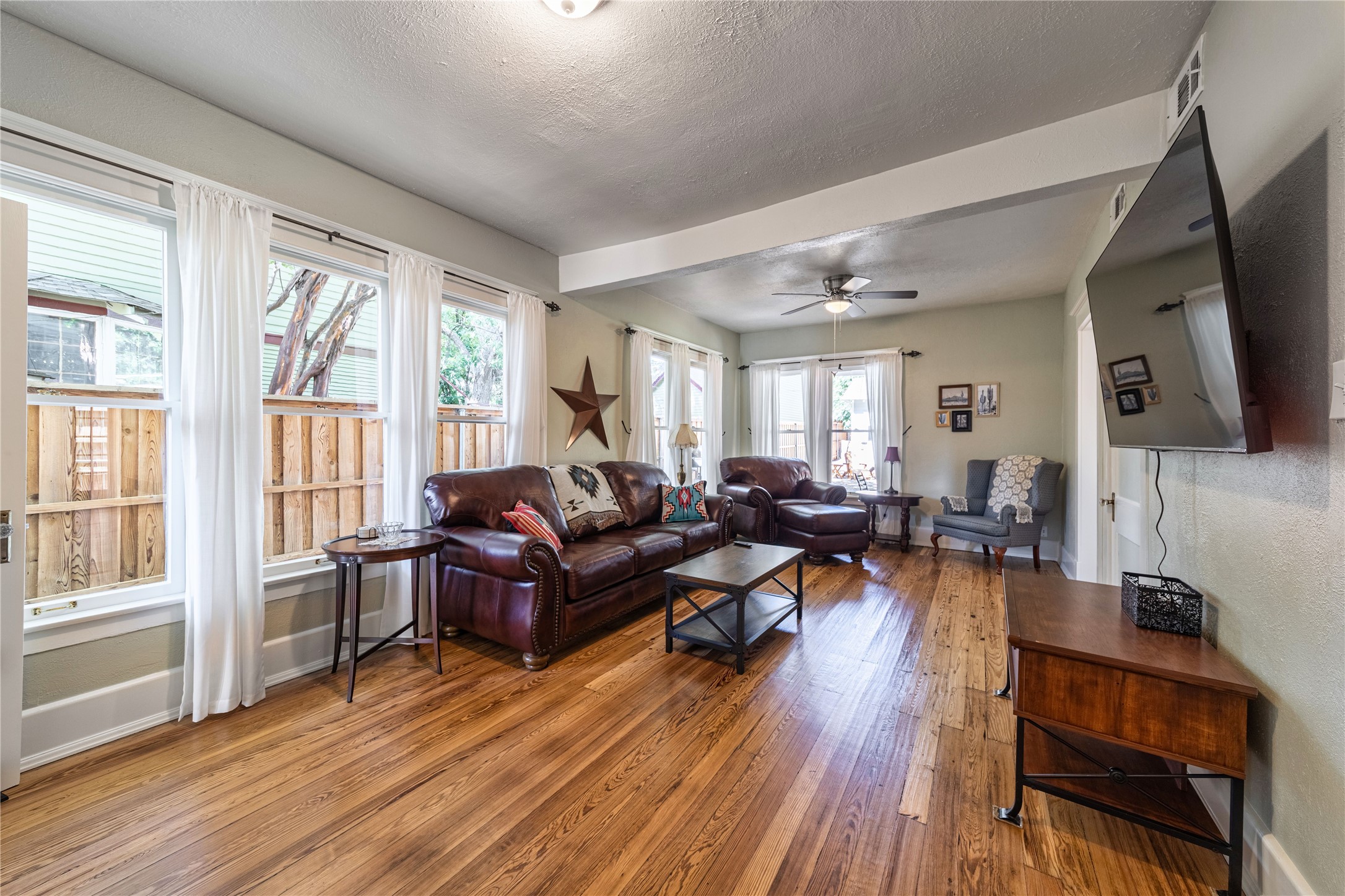 215 S Montclair Avenue