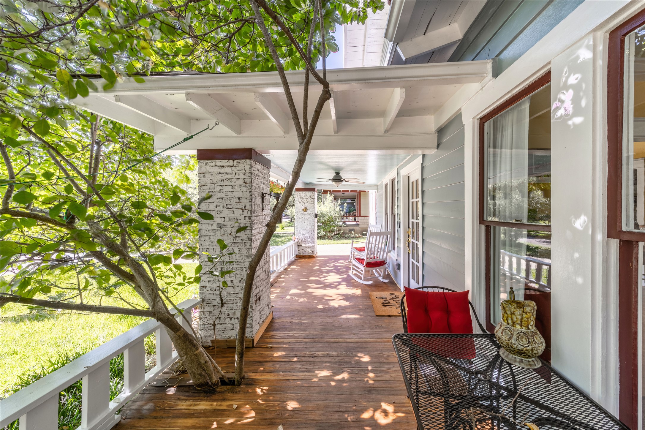 215 S Montclair Avenue